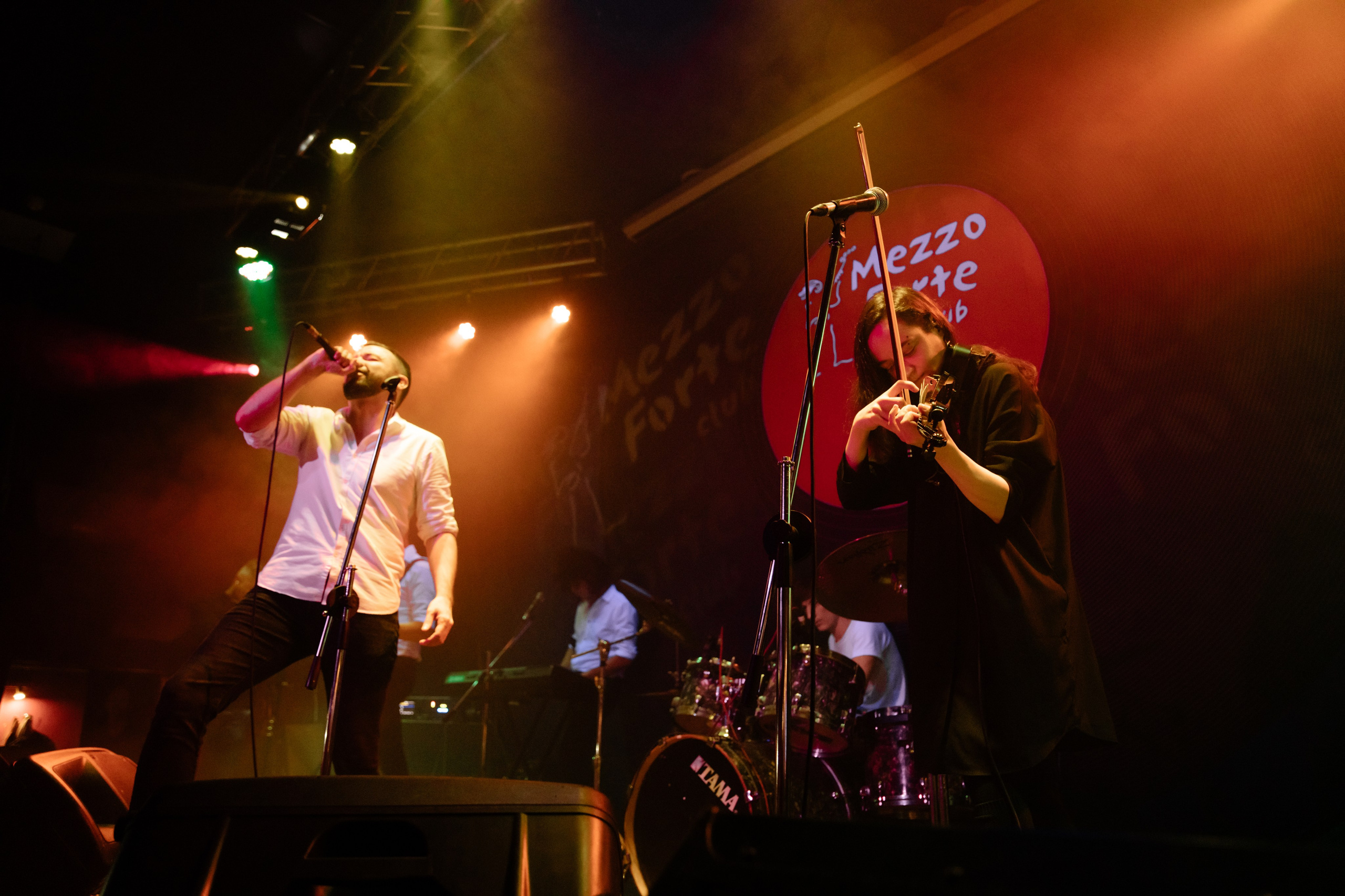 Концерт день дурака и разные люди. Свадебный и семейный фотограф Скрынник Светлана