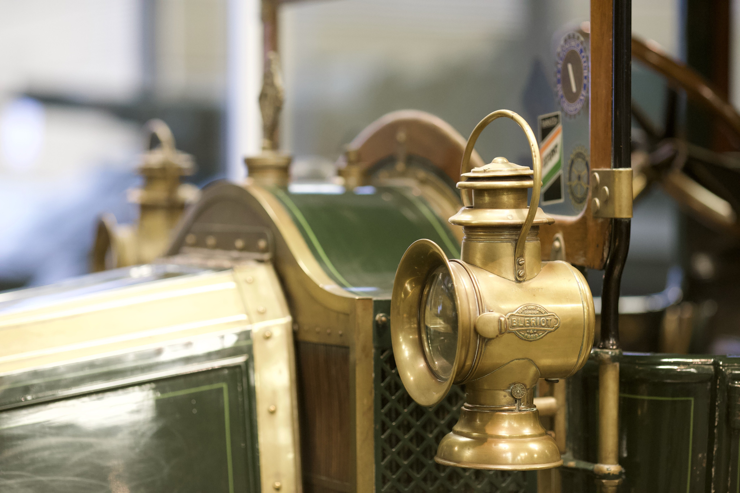 Музей Техники Вадима Задорожного. Школьные выпускные альбомы в Москве Марина Николаева