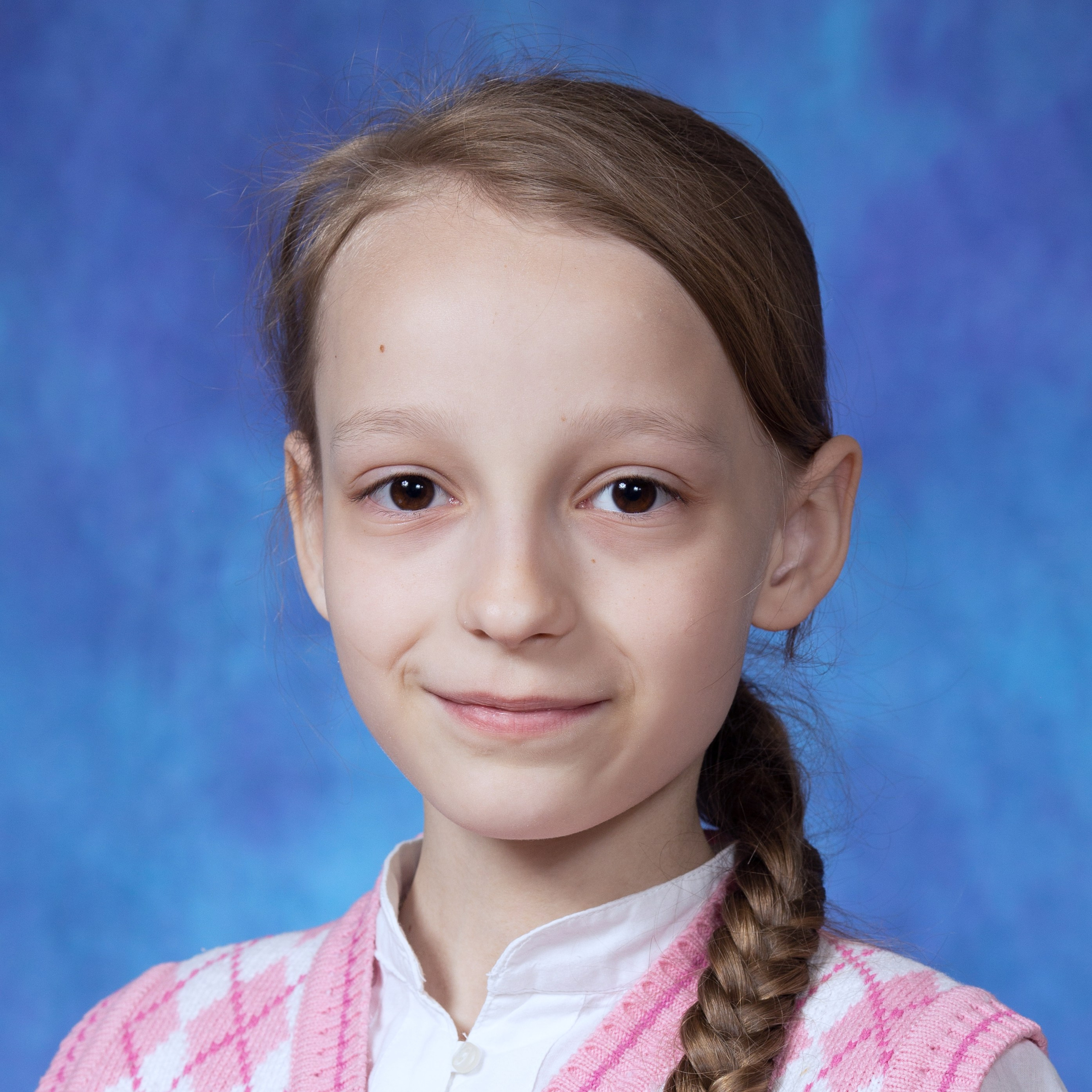 4 класс. Портреты. Школьные выпускные альбомы в Москве Марина Николаева