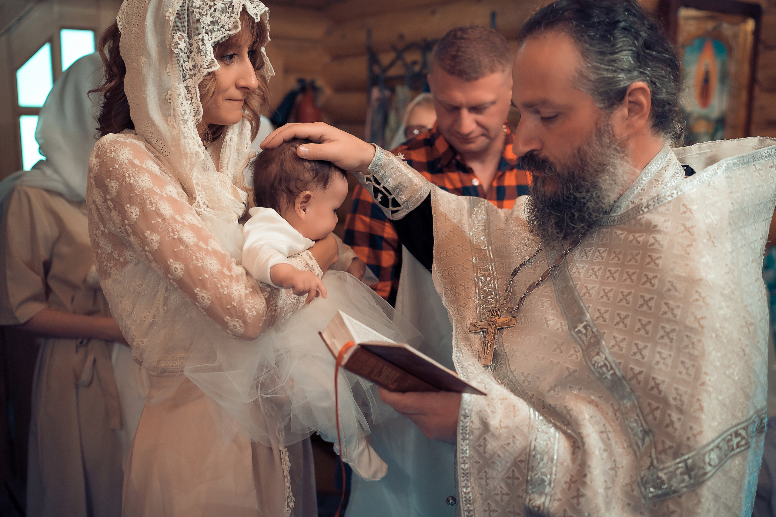 Крещение Дианы Храм Вифлеемских младенцев (Сосны). Фотограф на Крещение и Венчание в Красноярске Рамазанова Юлия