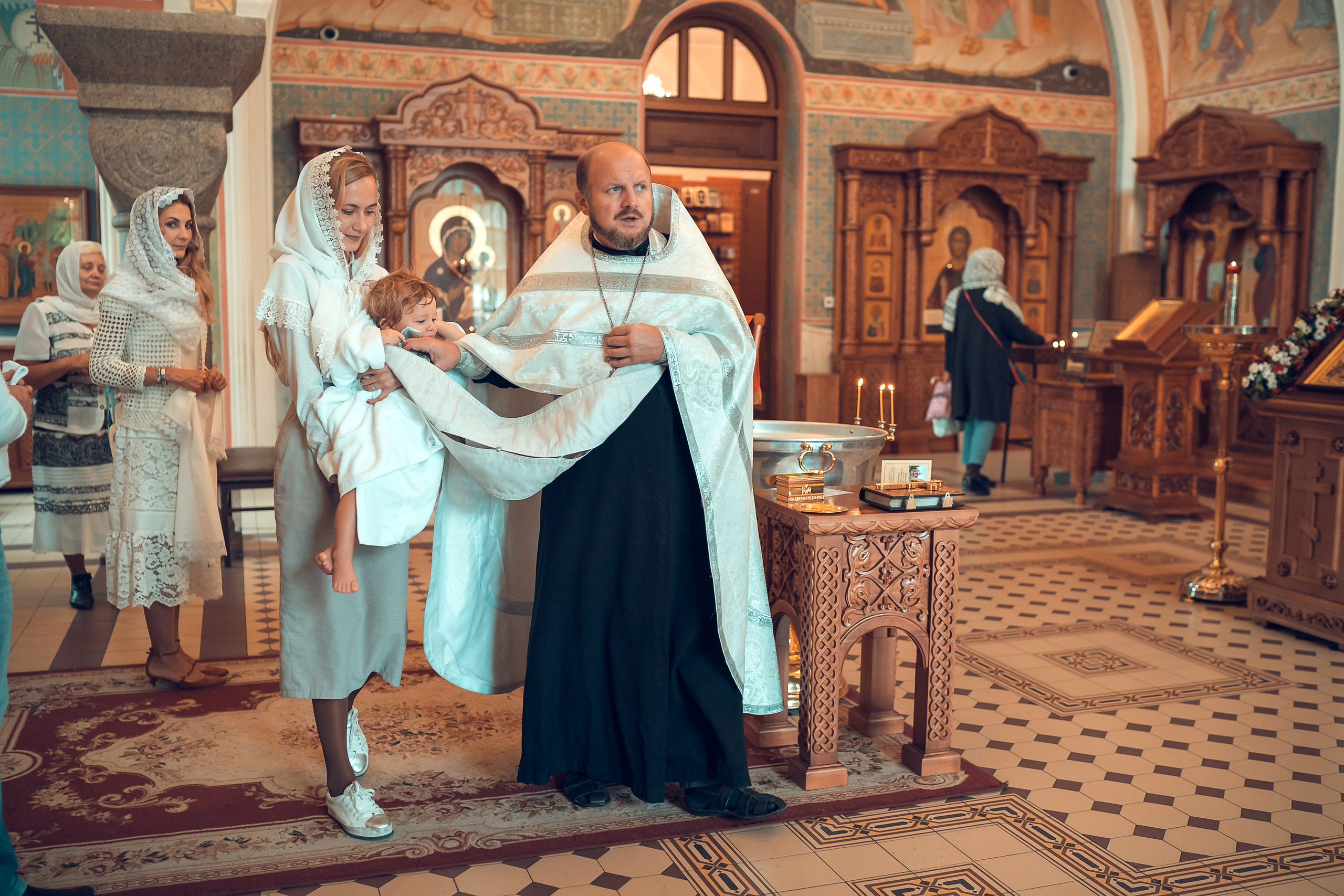 Крещение Льва Храм Иоанна Предтечи. Фотограф на Крещение и Венчание в Красноярске Рамазанова Юлия