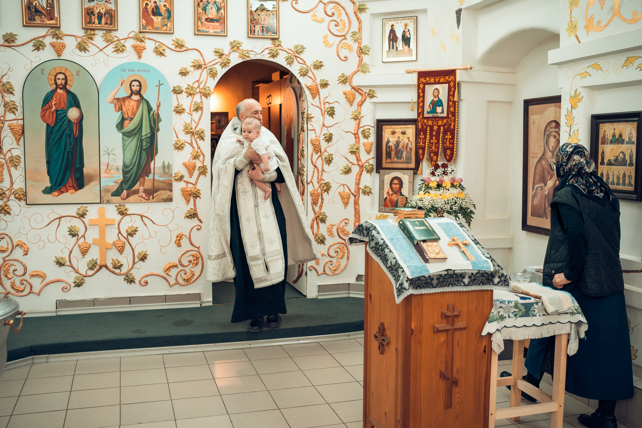 Крещение Семена Храм Михаила Архангела. Фотограф на Крещение и Венчание в Красноярске Рамазанова Юлия