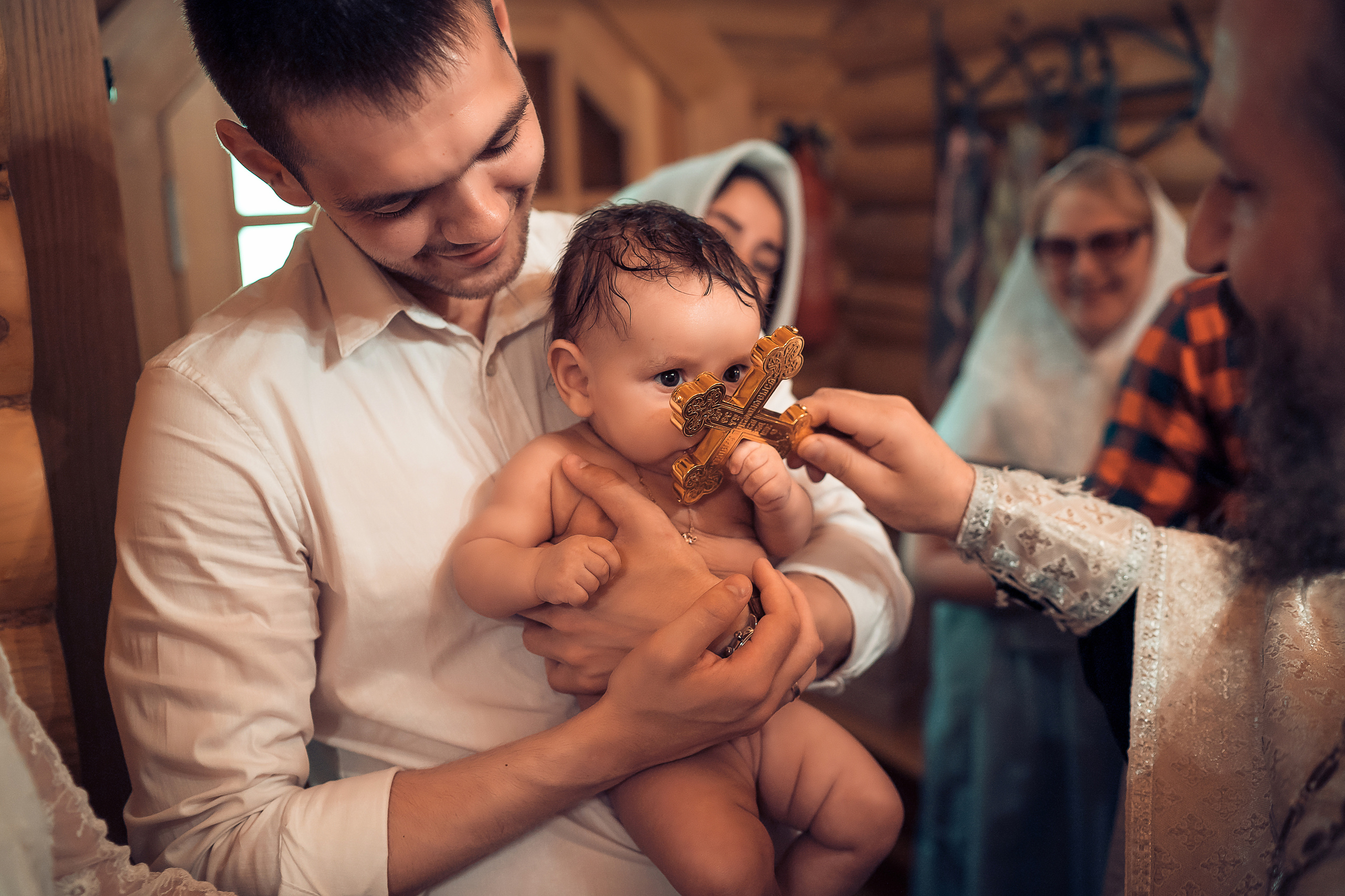 Крещение Дианы Храм Вифлеемских младенцев (Сосны). Фотограф на Крещение и Венчание в Красноярске Рамазанова Юлия