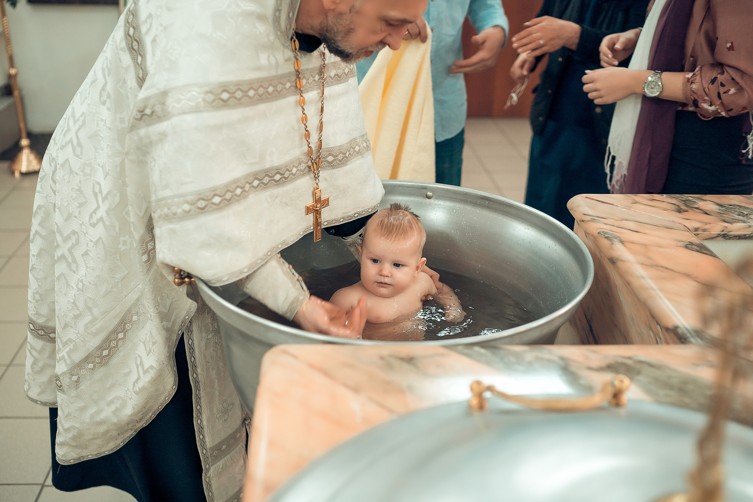 Крещение Семена Храм Михаила Архангела. Фотограф на Крещение и Венчание в Красноярске Рамазанова Юлия