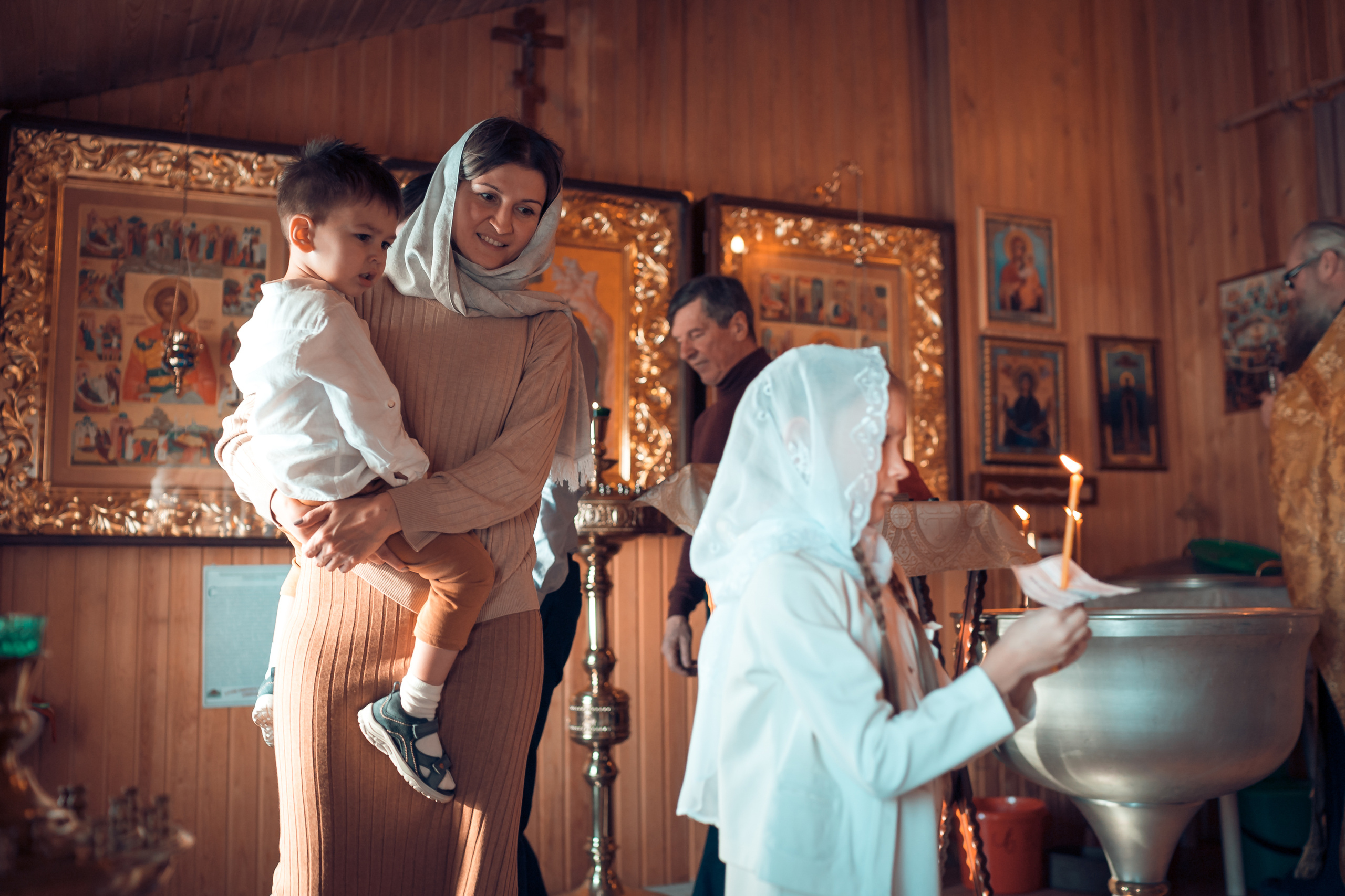 Крещение Адриана Храм Александра Невского. Фотограф на Крещение и Венчание в Красноярске Рамазанова Юлия
