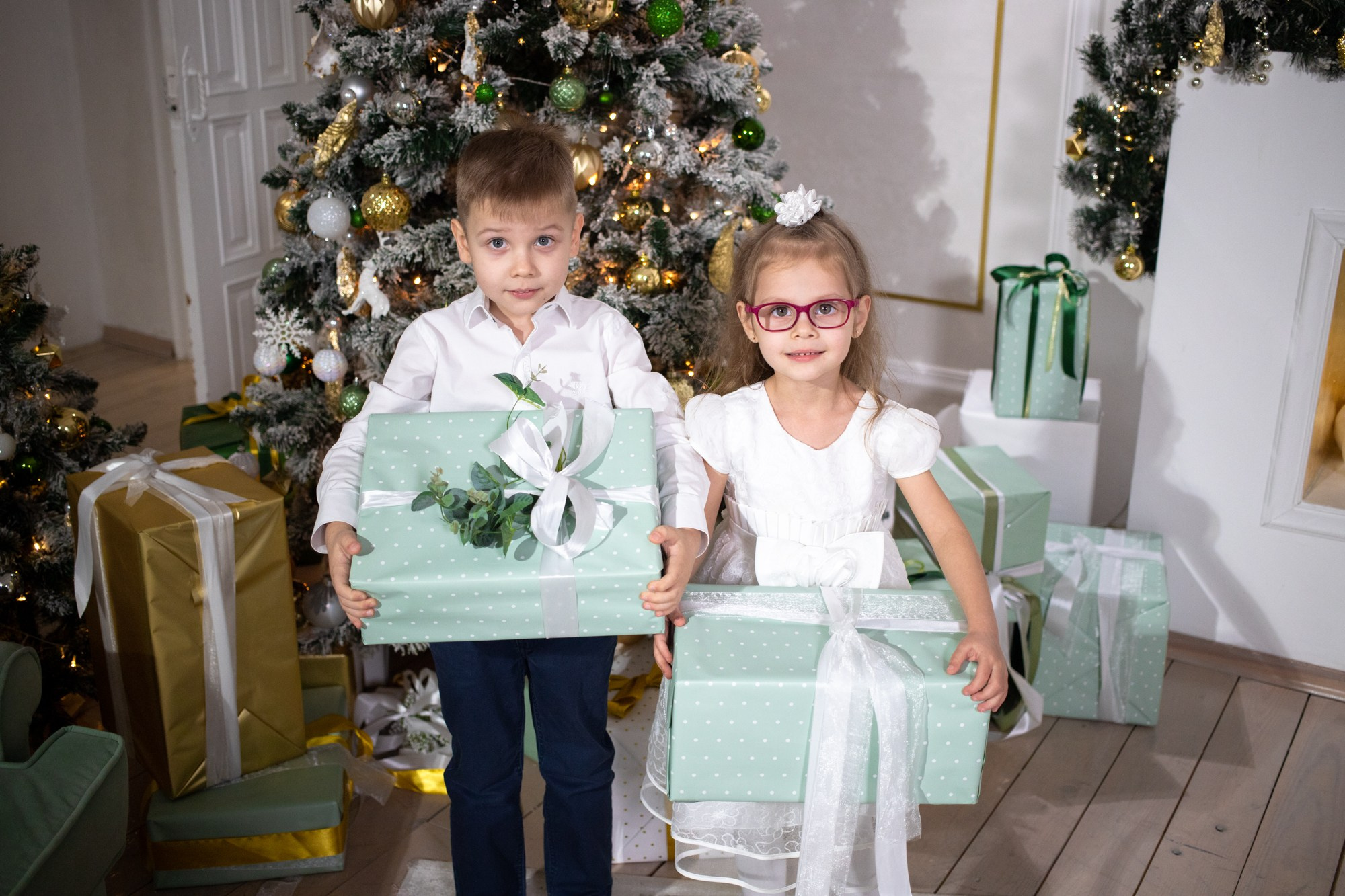 Семейная съёмка Новый Год. Репортажный, промышленный и маркетплейс-фотограф Дмитрий Чернат