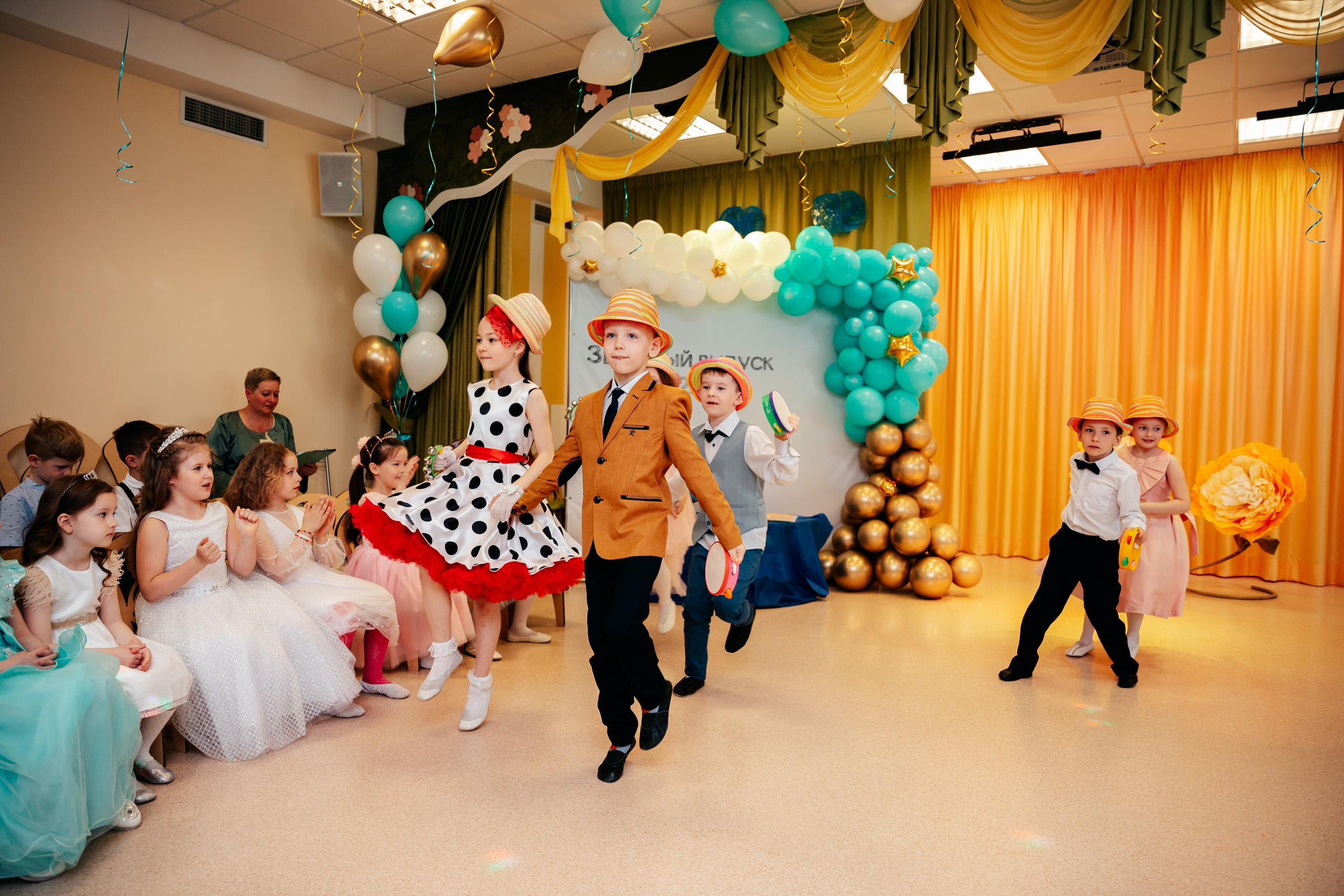 Выпускной в детском саду. Семейный lifestyle фотограф в Санкт-Петербурге Людмила Пахомова