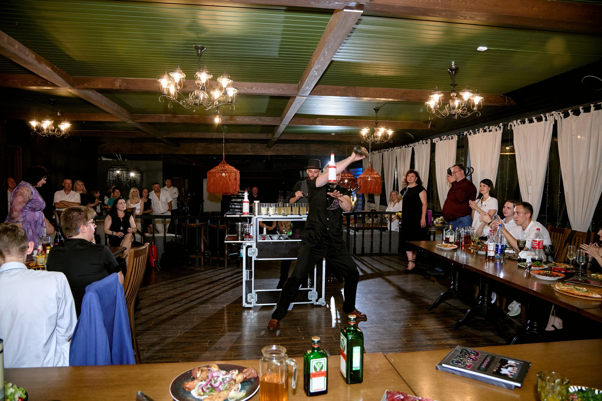 Выпускной 35 Сош. Фотограф Выпускные альбомы Таганрог Сергей Коробченко