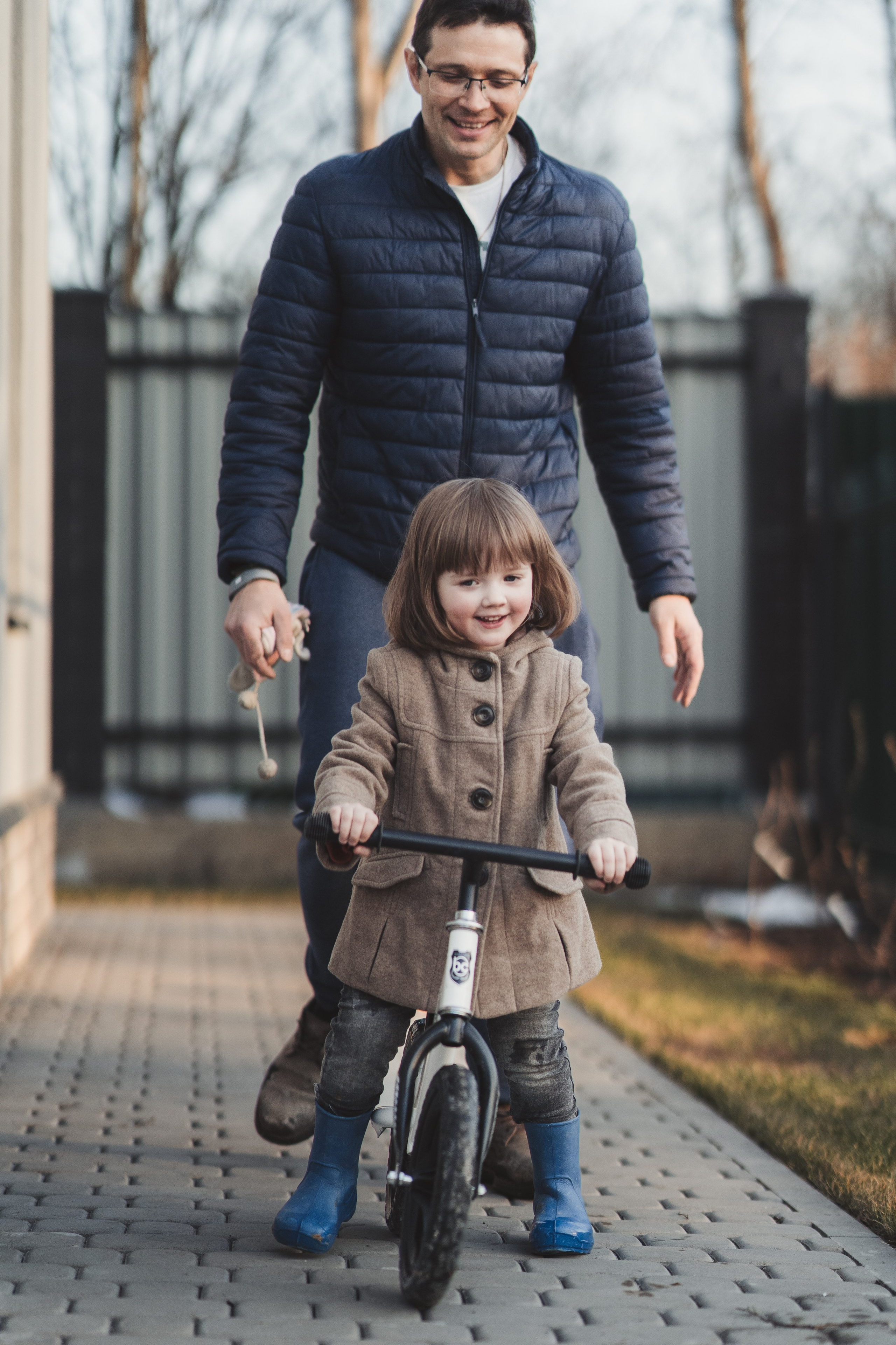 Съёмка на улице ранней весной. Шевцова Юлия, фотограф Москва. Индивидуальная, семейная, коммерческая съемка, съемка мероприятий