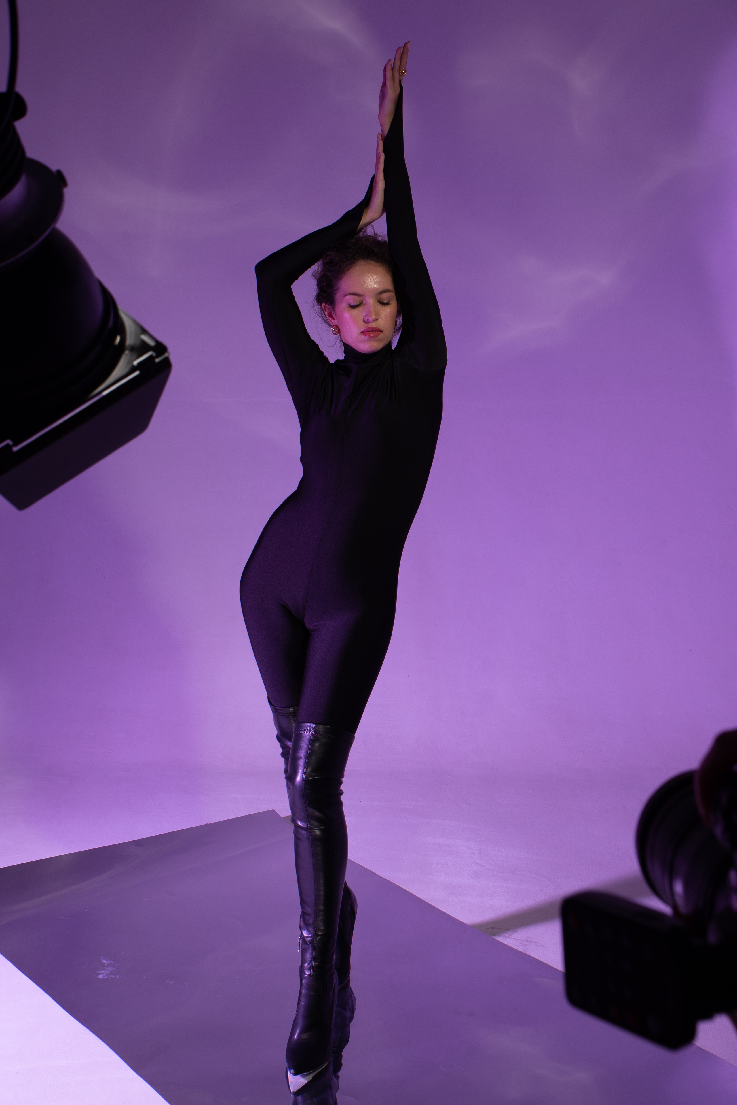 Студия. Гармония и детали в фотографии Фото продакшен