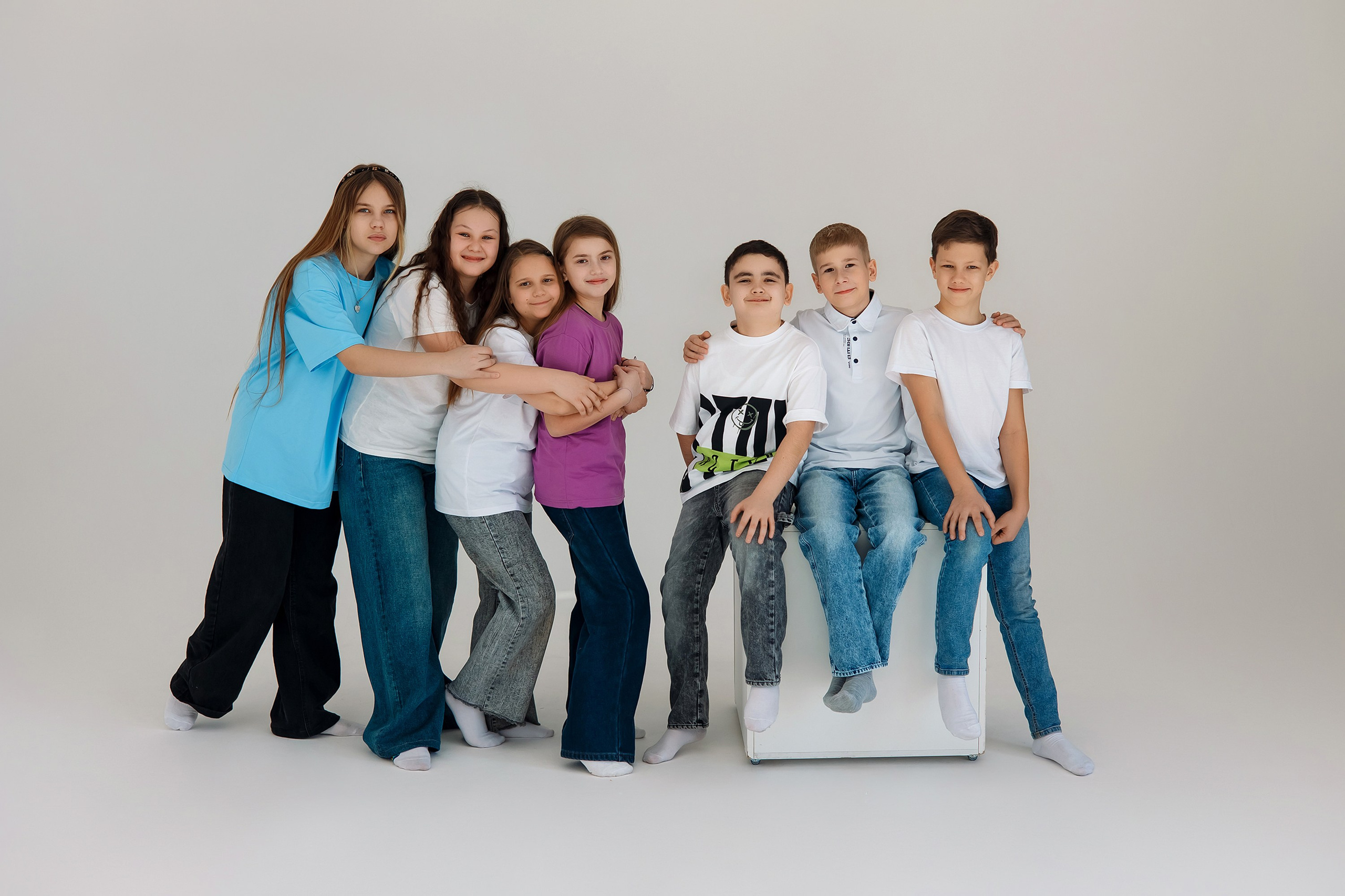 4 класс съемка в фотостудии. Фотограф Любовь Корниенко, Примоский край