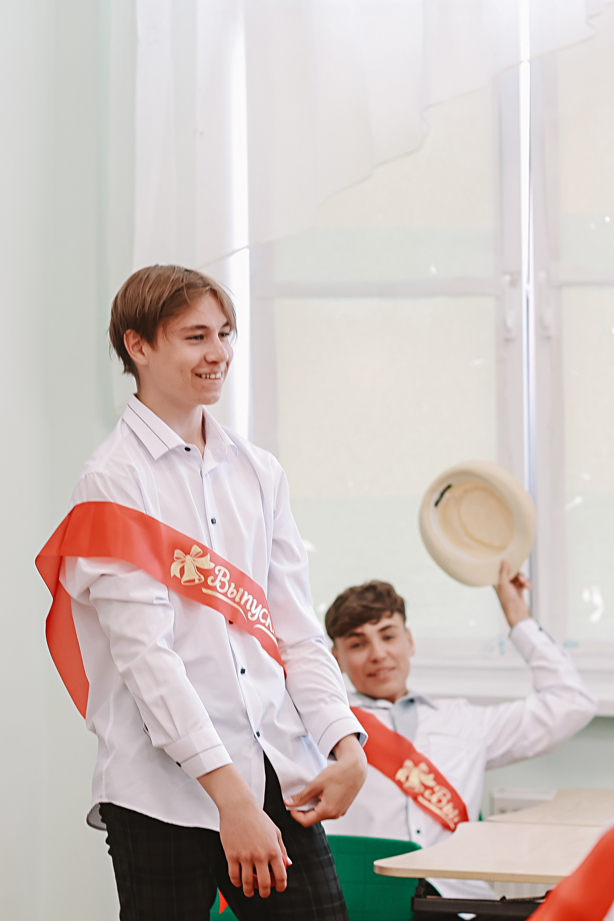 Последний звонок. Семейный фотограф Тюмень, фотограф на роды Салмина Мария