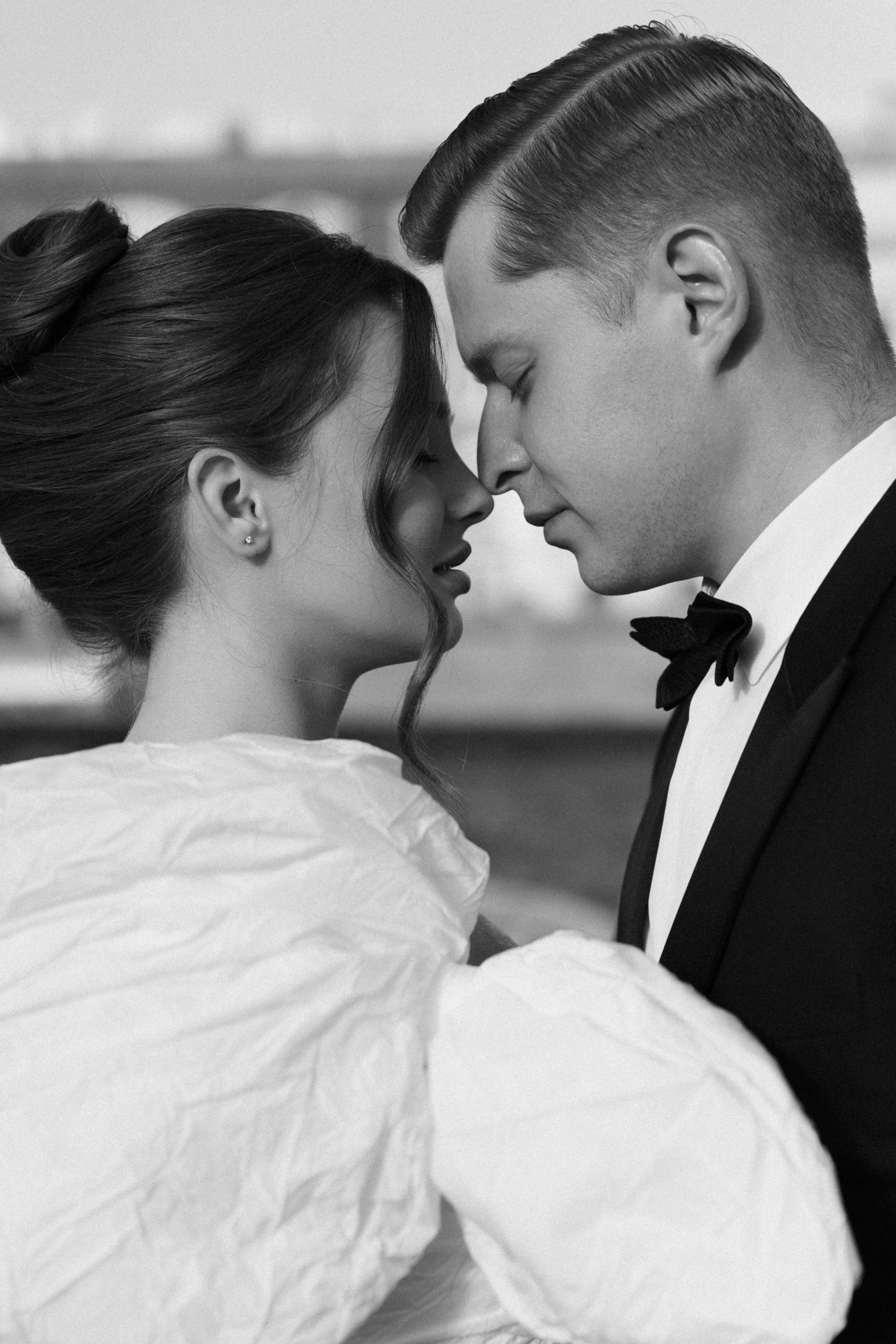 Настя и Лёша. Прогулка по Питеру. Катер. На цифру и плёнку. Свадебный фотограф Катерина Чулкова