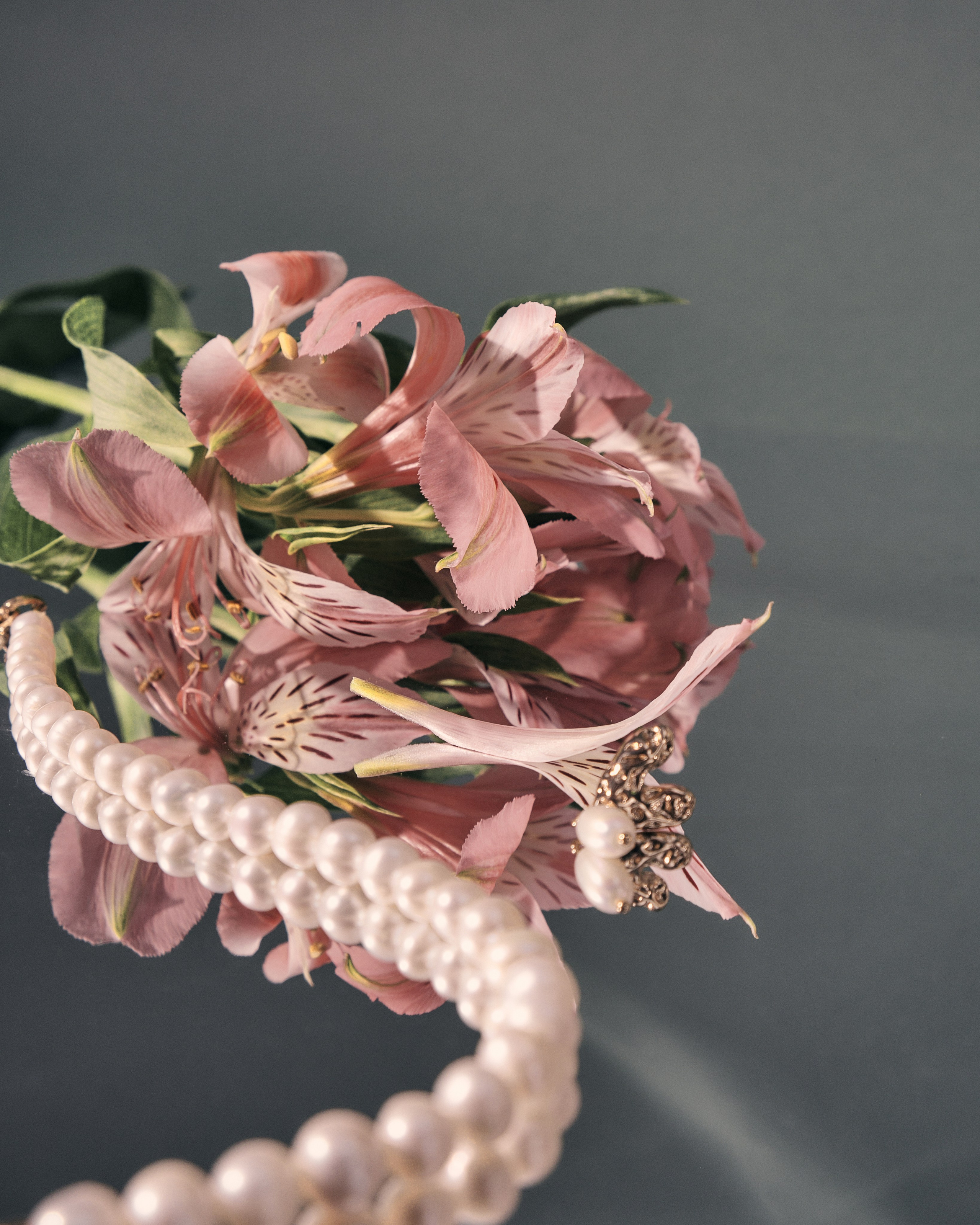 · OBJECTS ·. Фотограф и арт-директор в Алматы