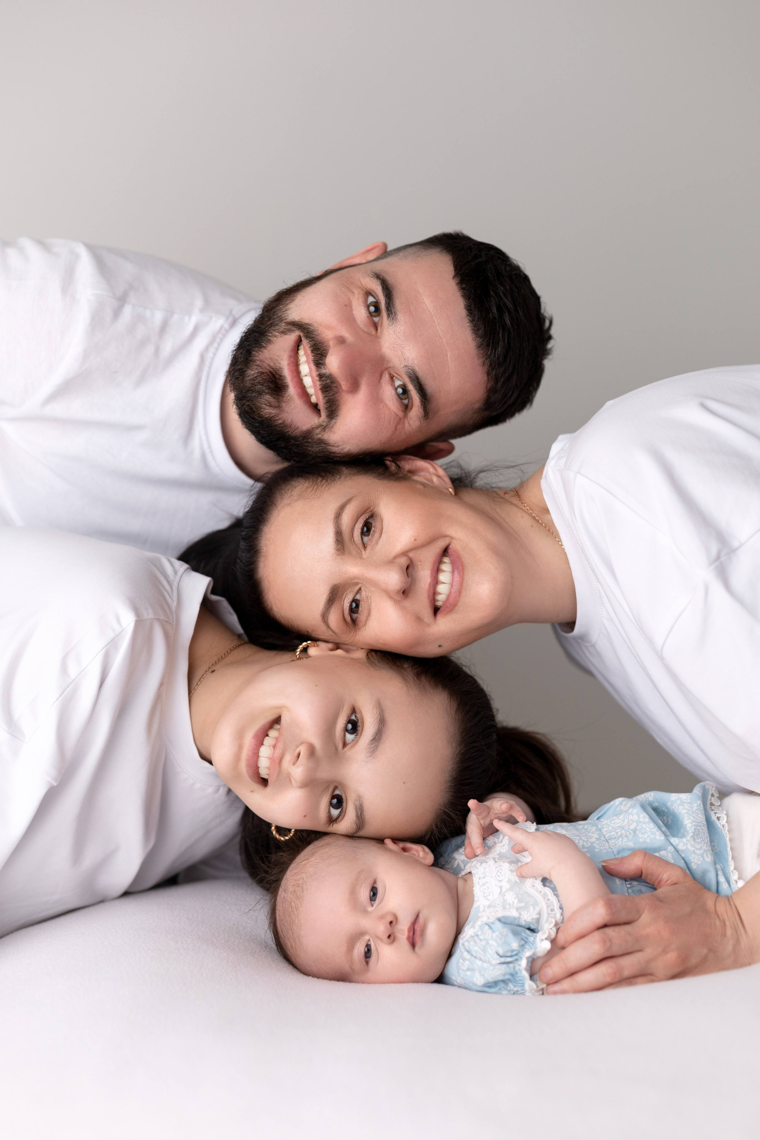 Яна и дочка, 1,5 месяца. Фотограф новорожденных в Нижнем Новгороде Надежда Кадылкина