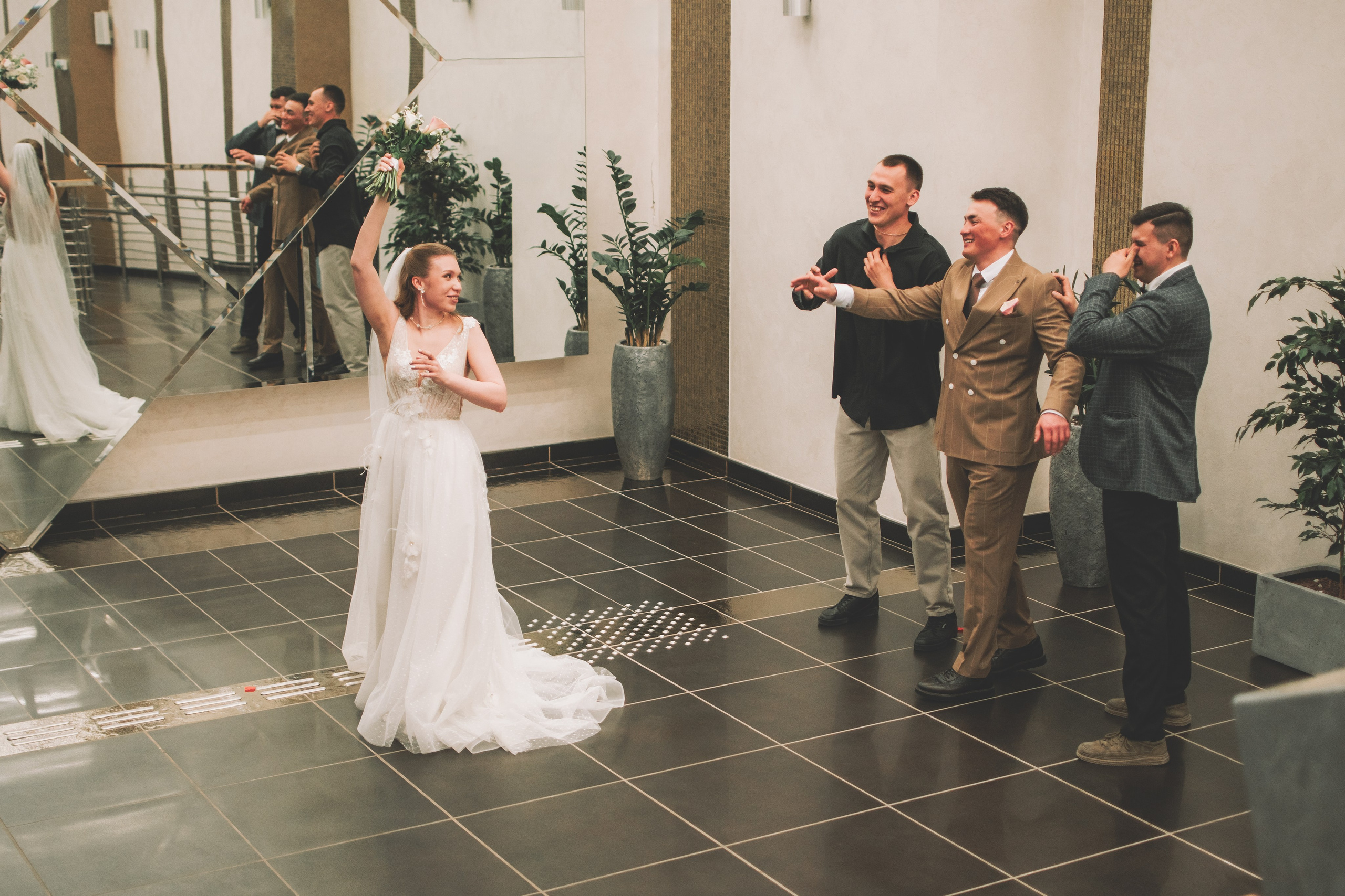 Альберт и Анастасия (Студийная фотосессия, роспись в ДК Нефтяник + фотосессия с гостями). Семейный и свадебный фотограф Губкинский и Ставрополь