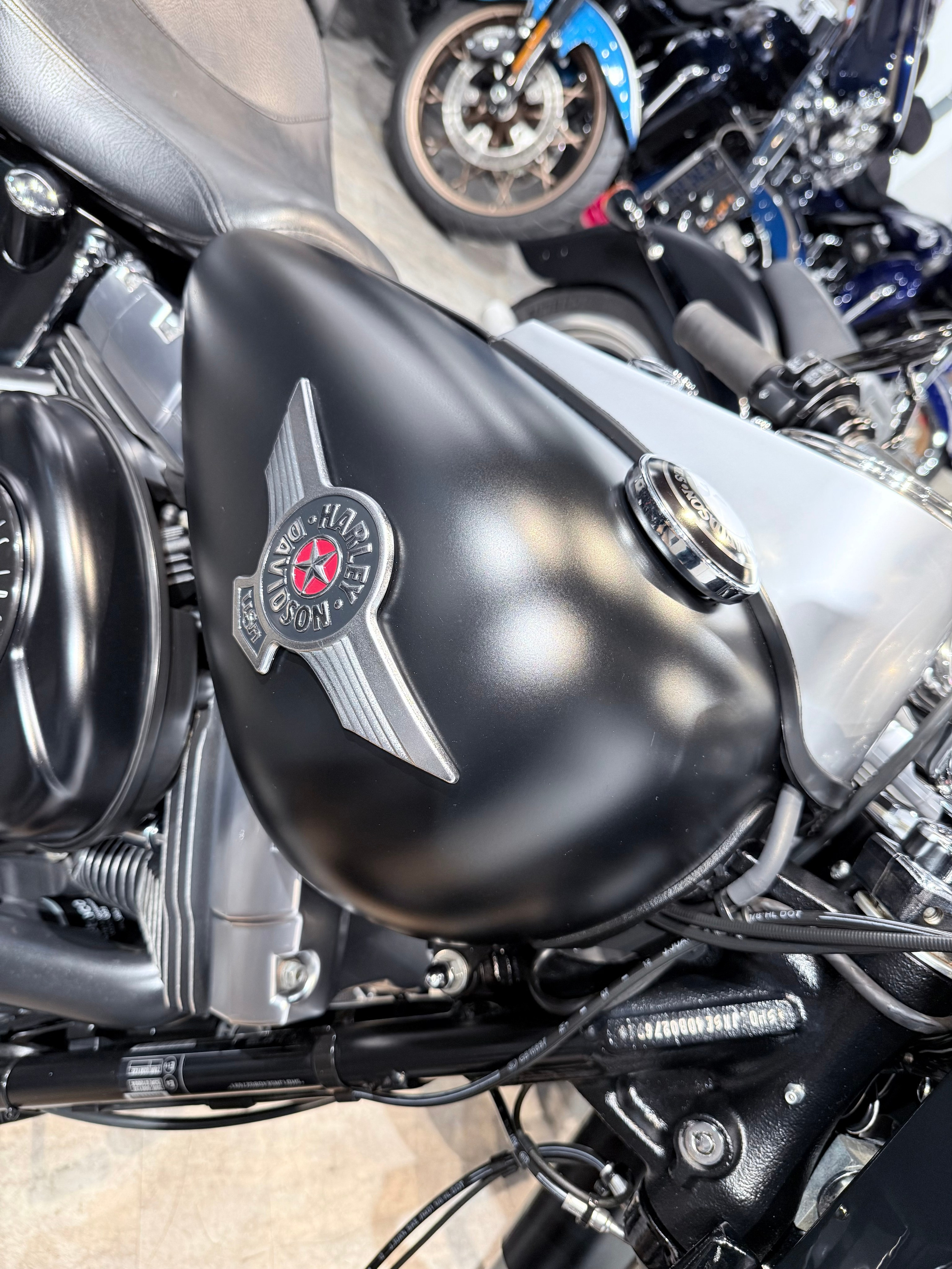 Мотоциклы Harley-Davidson 2013 Softail Black Slim ABS (Семейство Softail, Dyna). Hello Davidson, Москва. Только хорошие мотоциклы…