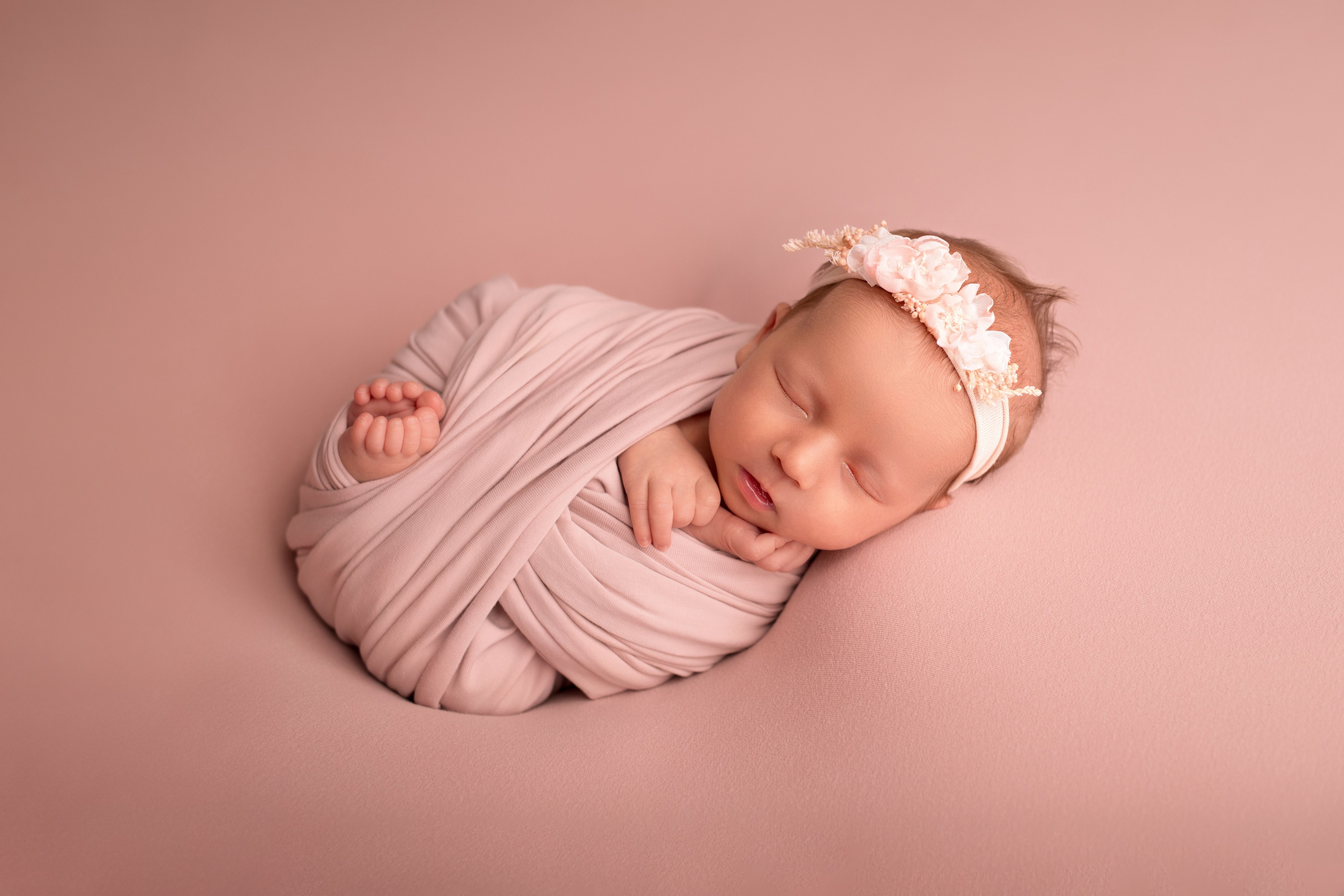 Девочки. Фотограф новорождённых Волгоград Волжский Дарья Рыскаль