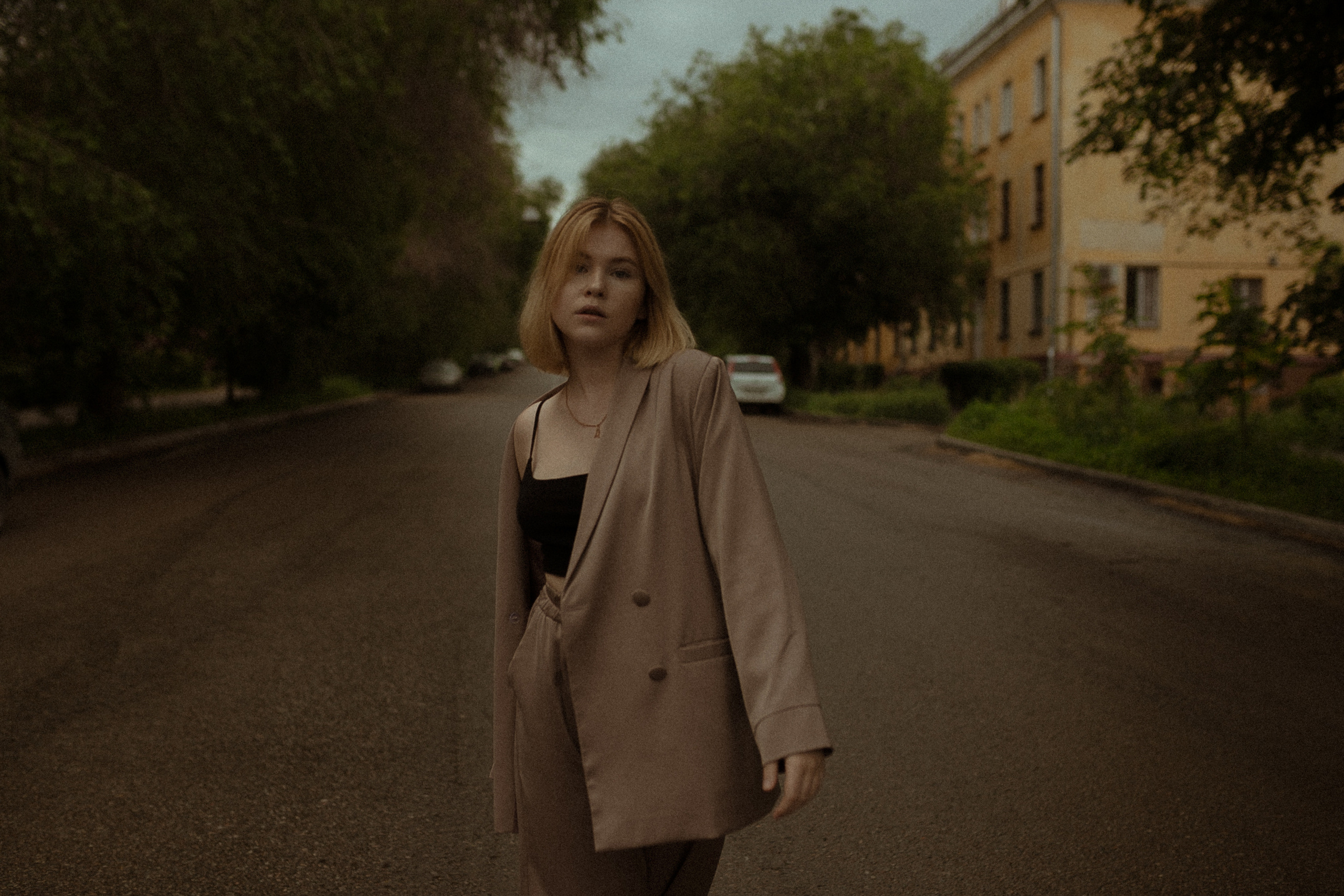 Дарья и дождь. Фотограф в Москве
