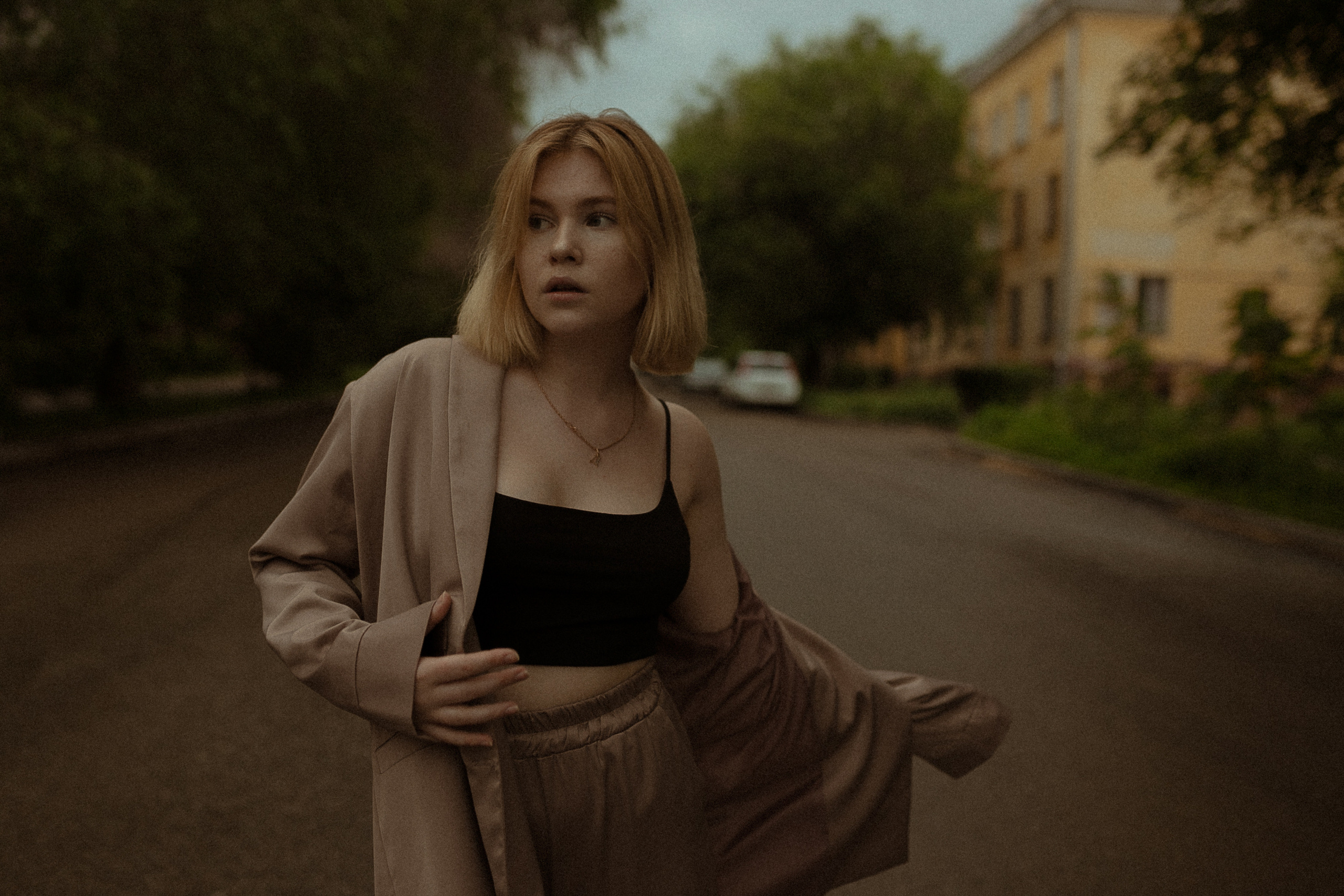 Дарья и дождь. Фотограф в Москве