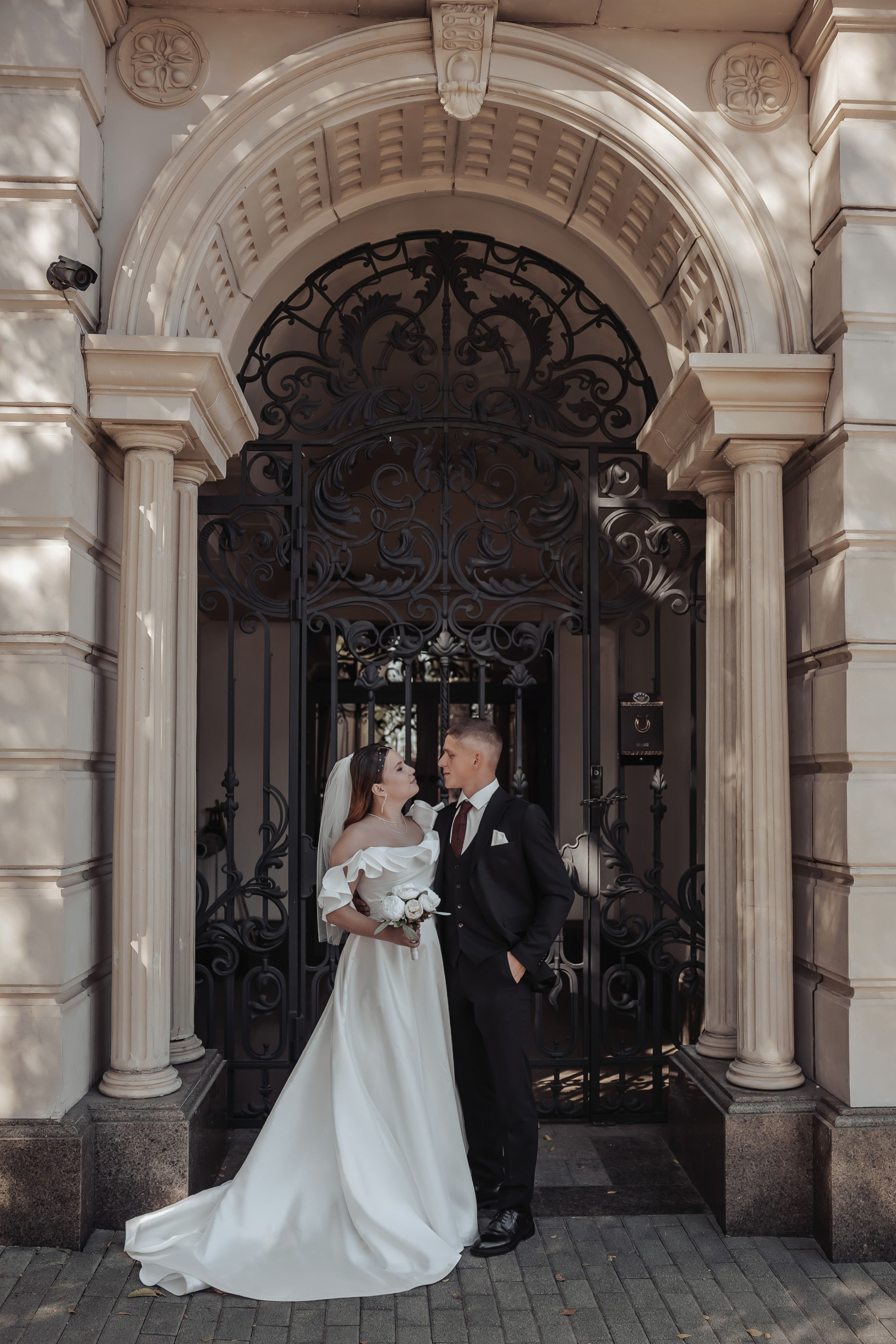 Антон Арина