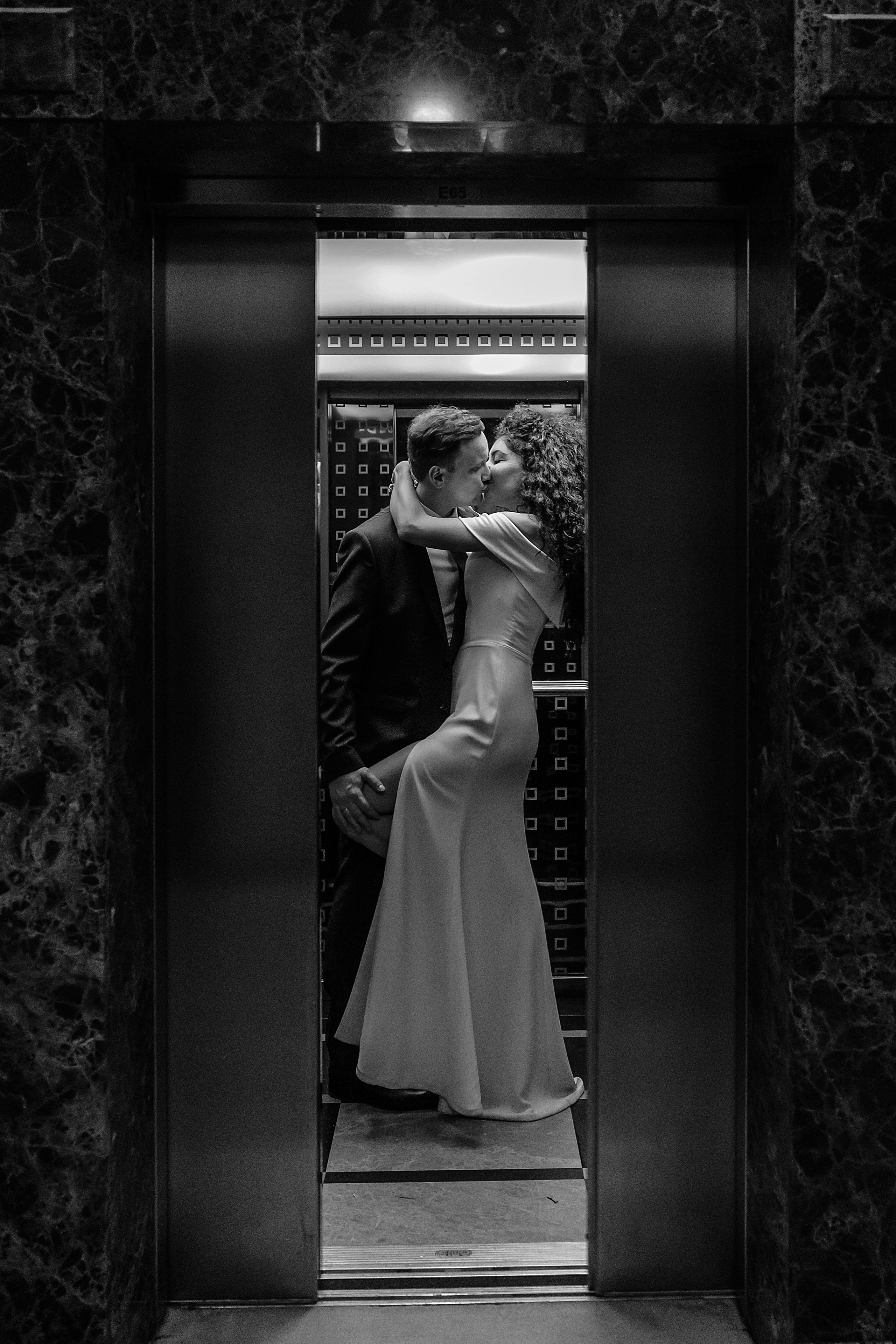 свадебная фотосессия crowne plaza moscow WTC