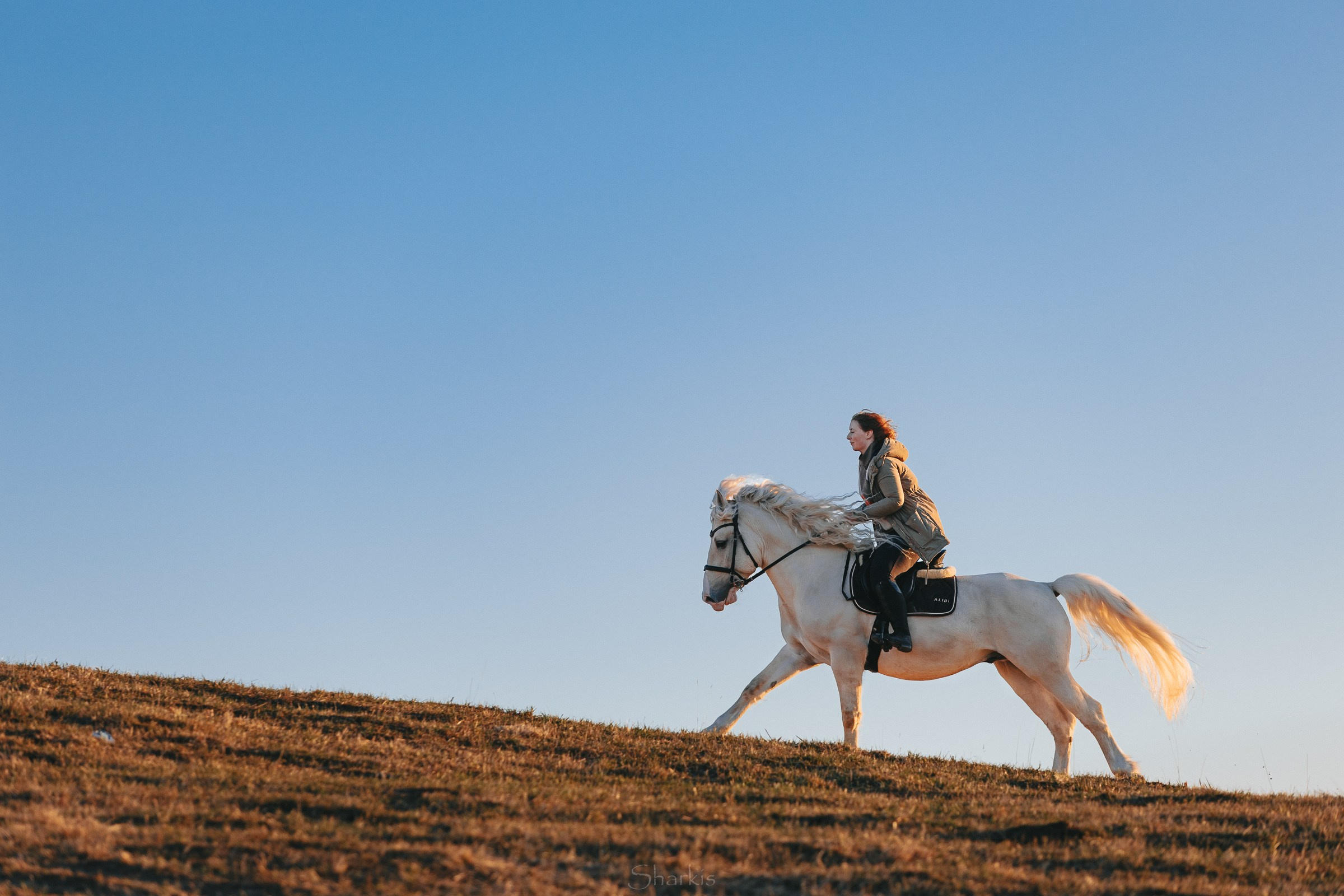 Катя и Гладиолус. Фотограф Елизавета Филатова