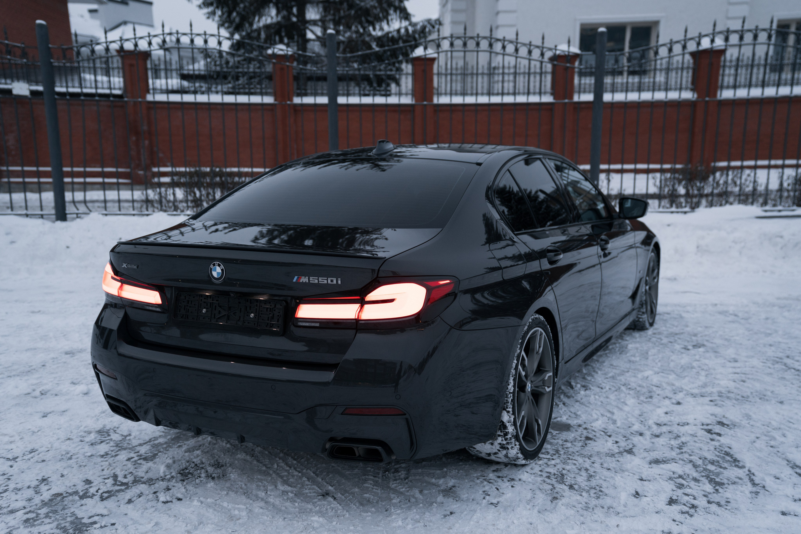 BMW M550i XDrive. Идеальные портреты для соцсетей — Фотограф Ленар