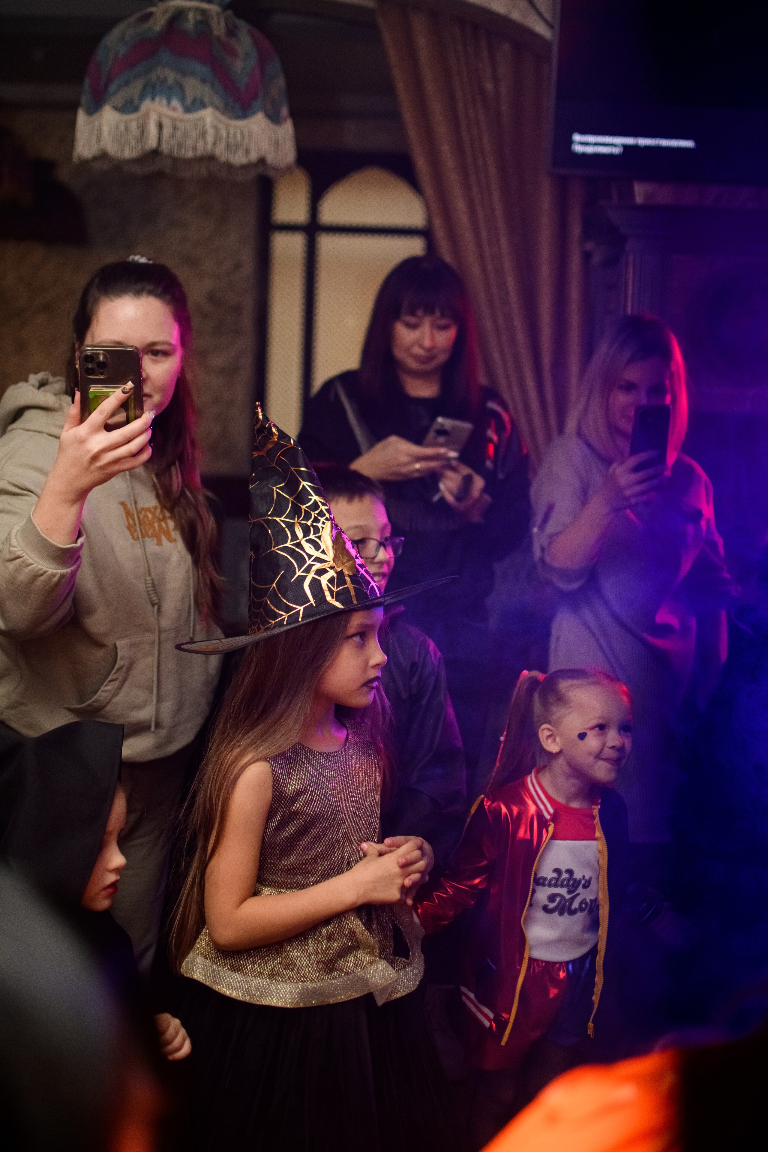 HALLOWEEN. Photokarish