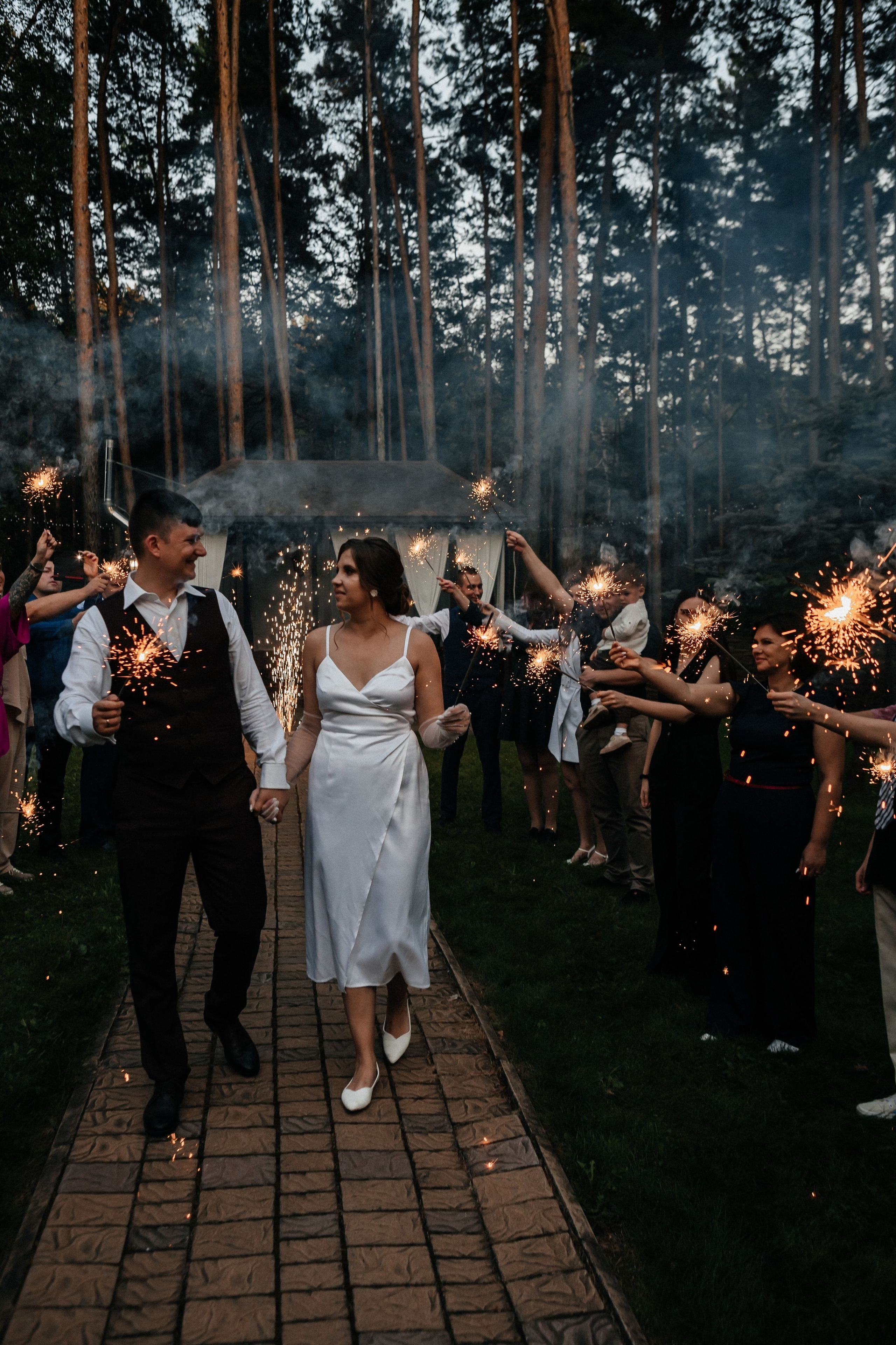 Анонс свадьбы Александра и Кристины. Свадебный и семейный фотограф Елена Иштулкина
