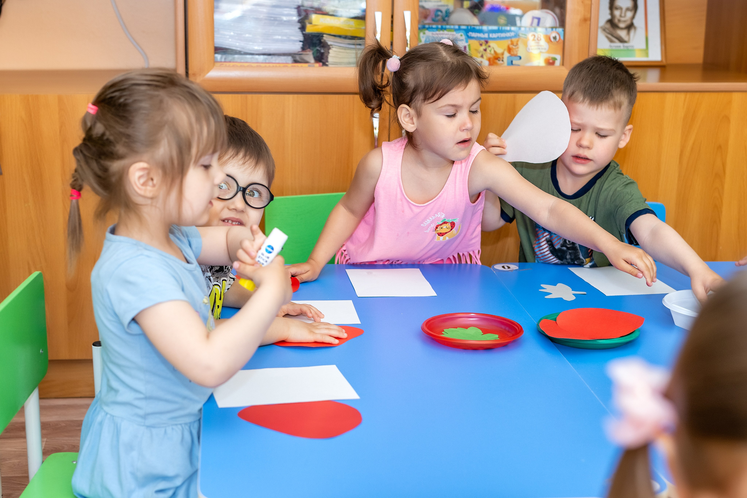 Детский сад «Полянка». Стильный выпускной альбом Владивосток фотограф Вероника Мигачева