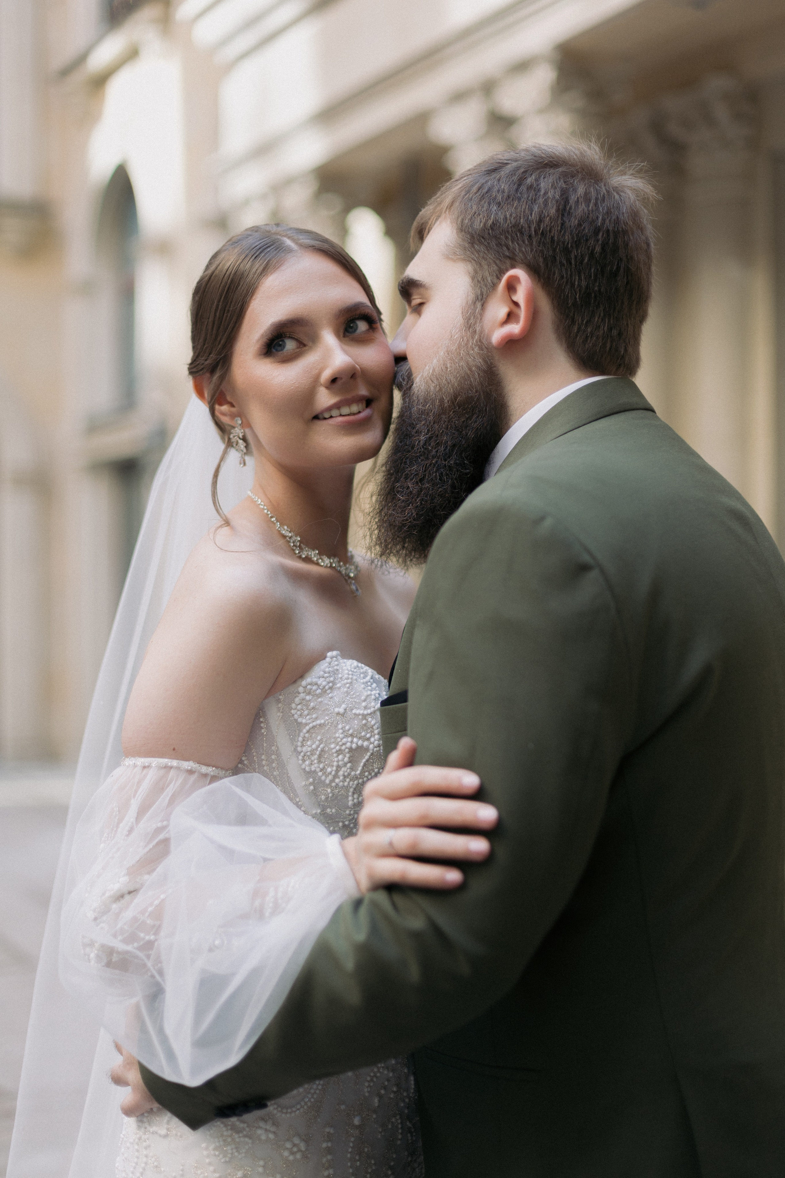 Свадебная фотосессия на Тверской. Свадебный фотограф в Москве. свадебная фотосессия Москва. Фотограф в Москве Валерия Рожкова