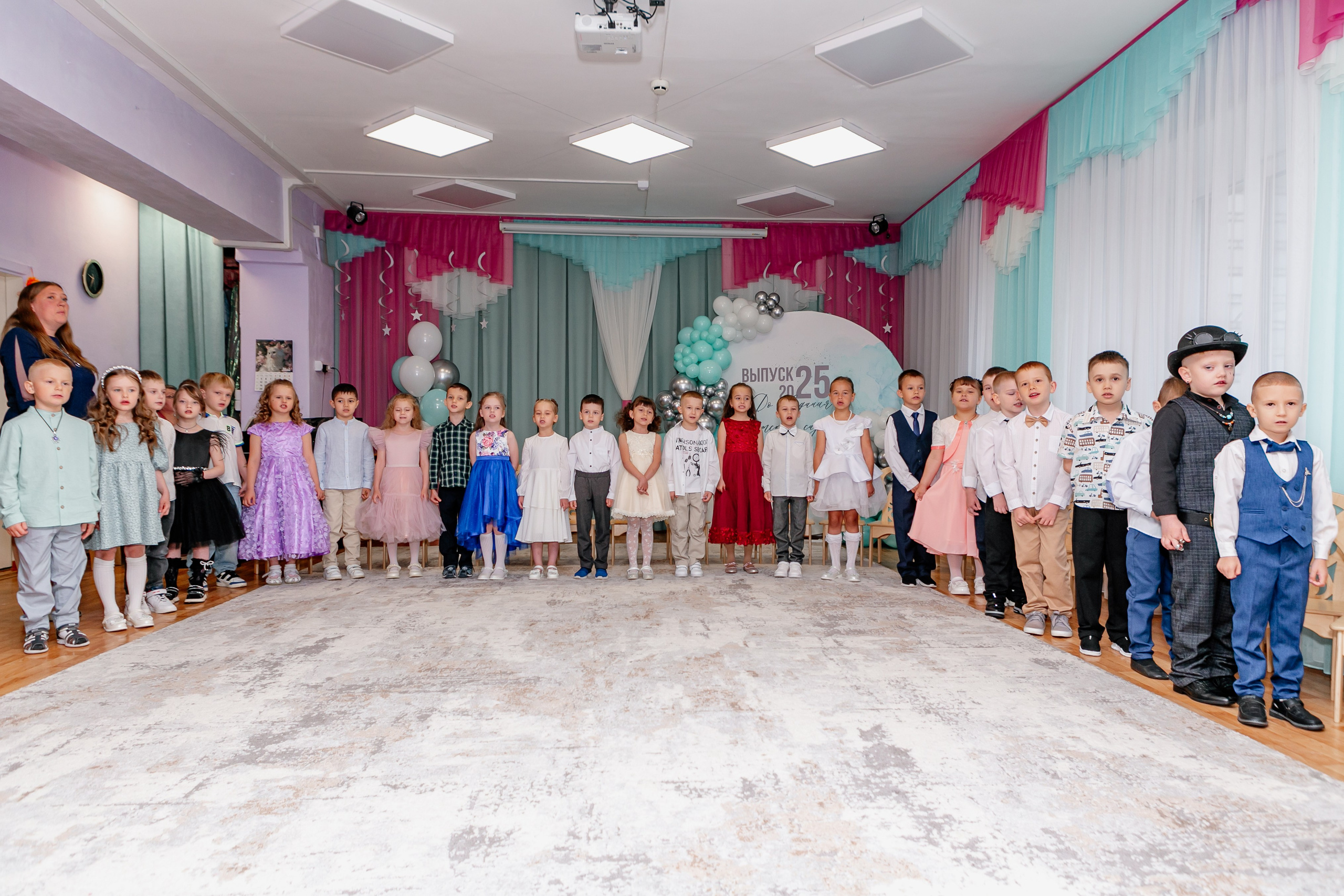 ВЫПУСКНОЙ ДЕТСКИЙ САД. Контент фотограф, съемка для маркетплейсов, фуд съемка и репортажи в Новосибирске Ралия Галеева