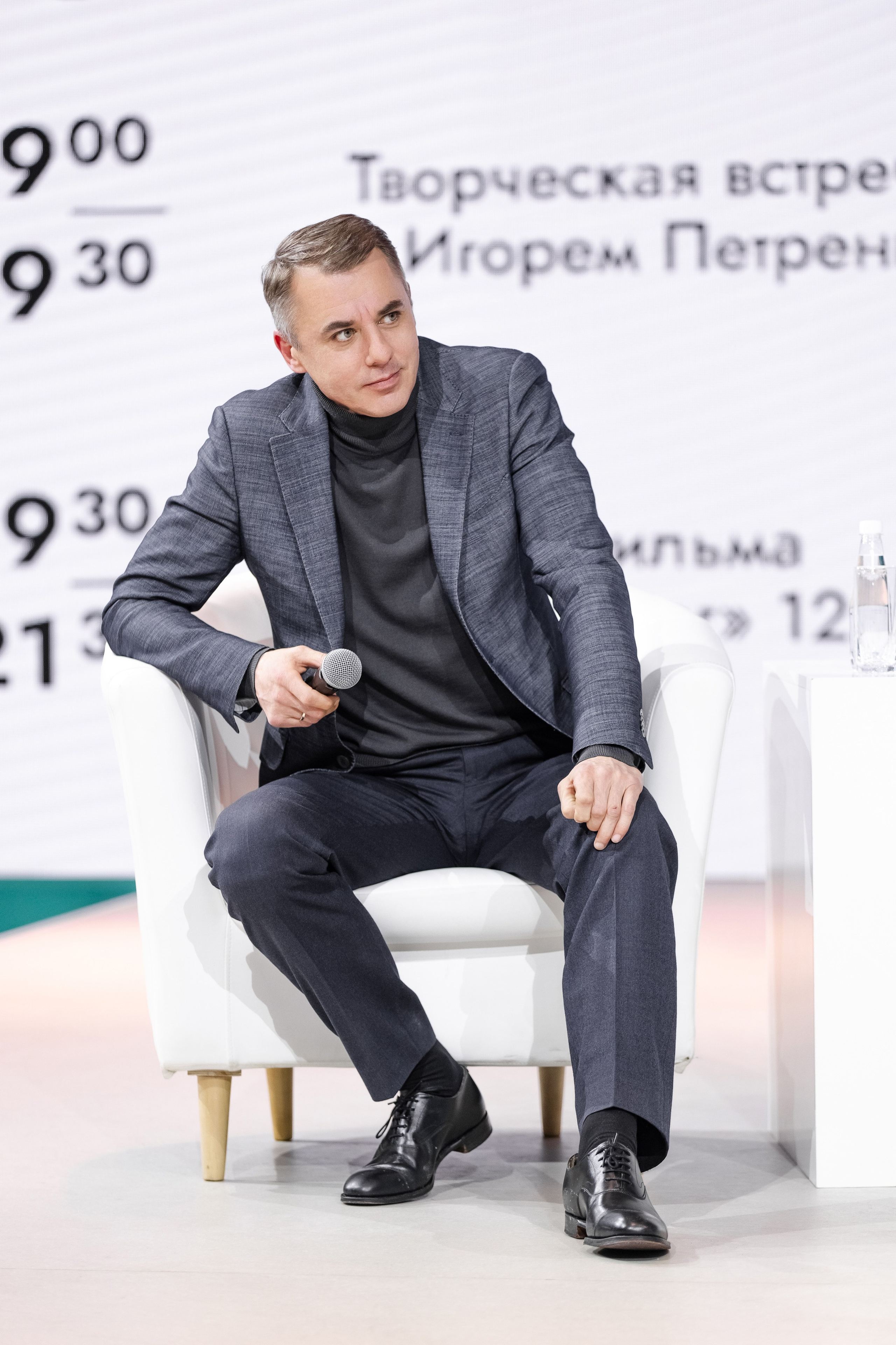 Выставка Россия: наша культура. Свадебный репортажный фотограф в Москве