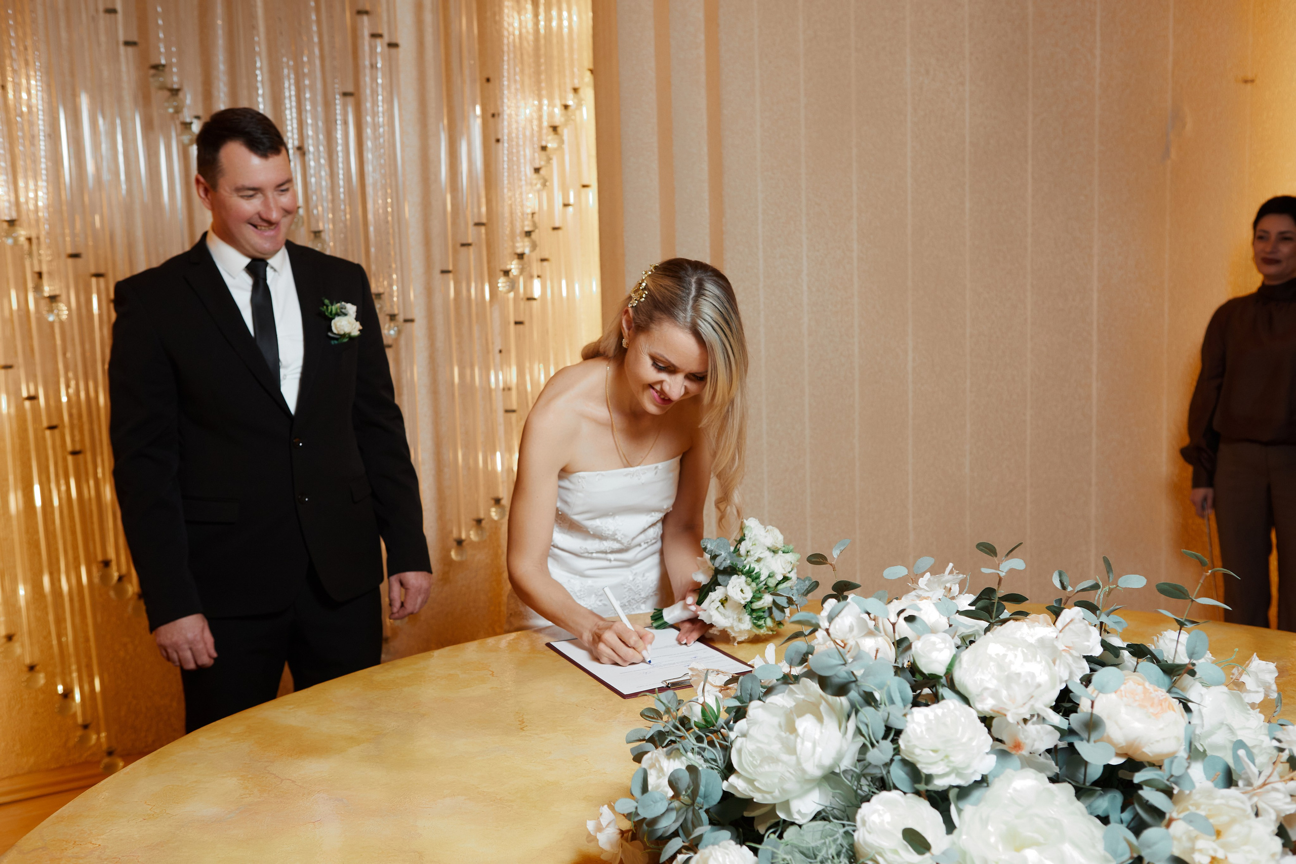 Свадебная фотосессия в Сочи. Фотограф Сочи-Красная поляна. Свадебный и семейный фотограф в Сочи-Красной поляне Ларионова Анна