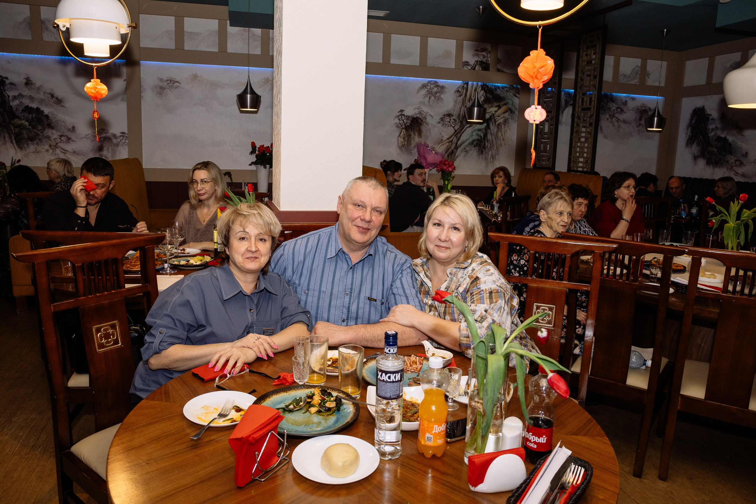 Вечеринка в кафе Sinlun. Фотограф Юлия Мальцева