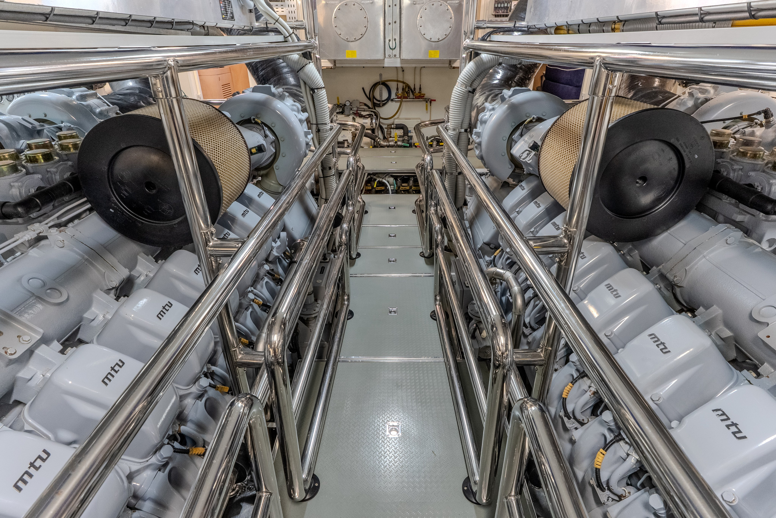 Horizon 122. Яхтенный фотограф в Санкт-Петербурге Алексей Глухов