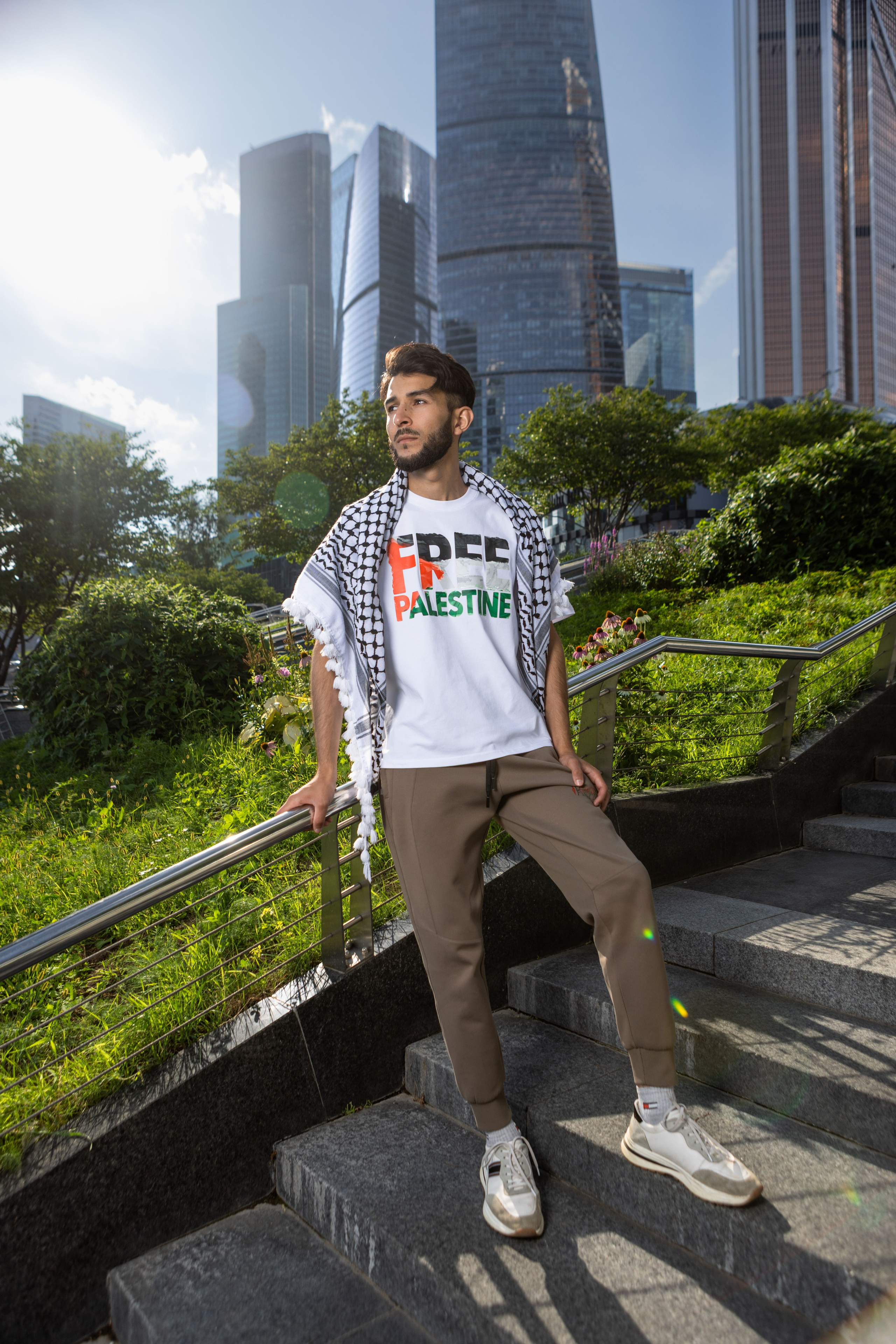 Olive Flstn. Рекламный, предметный, репортажный, семейный фотограф и художник в Москве