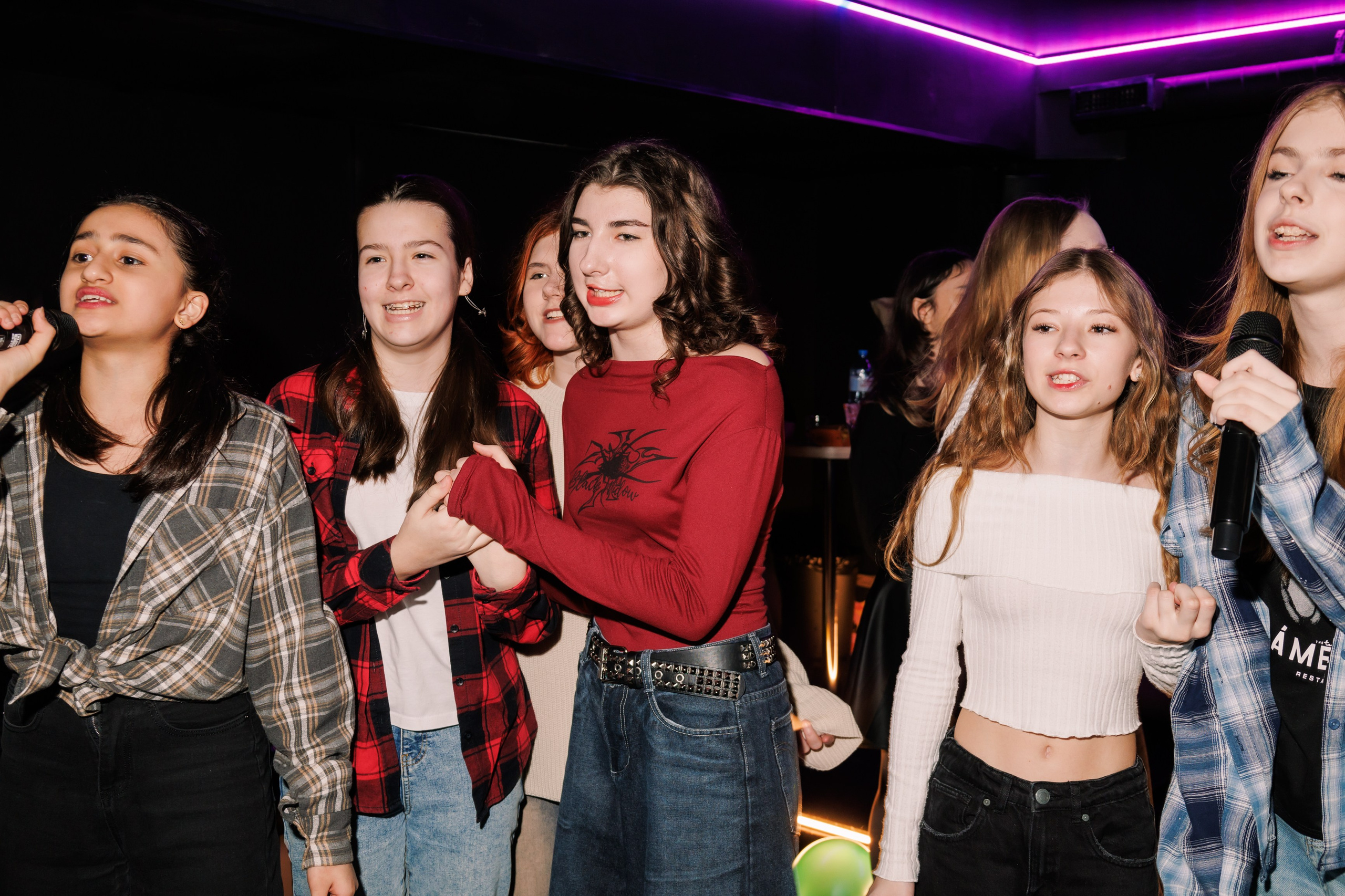 День Рождения в караоке 2. Фотограф в Москве Дмитрий Емельянов