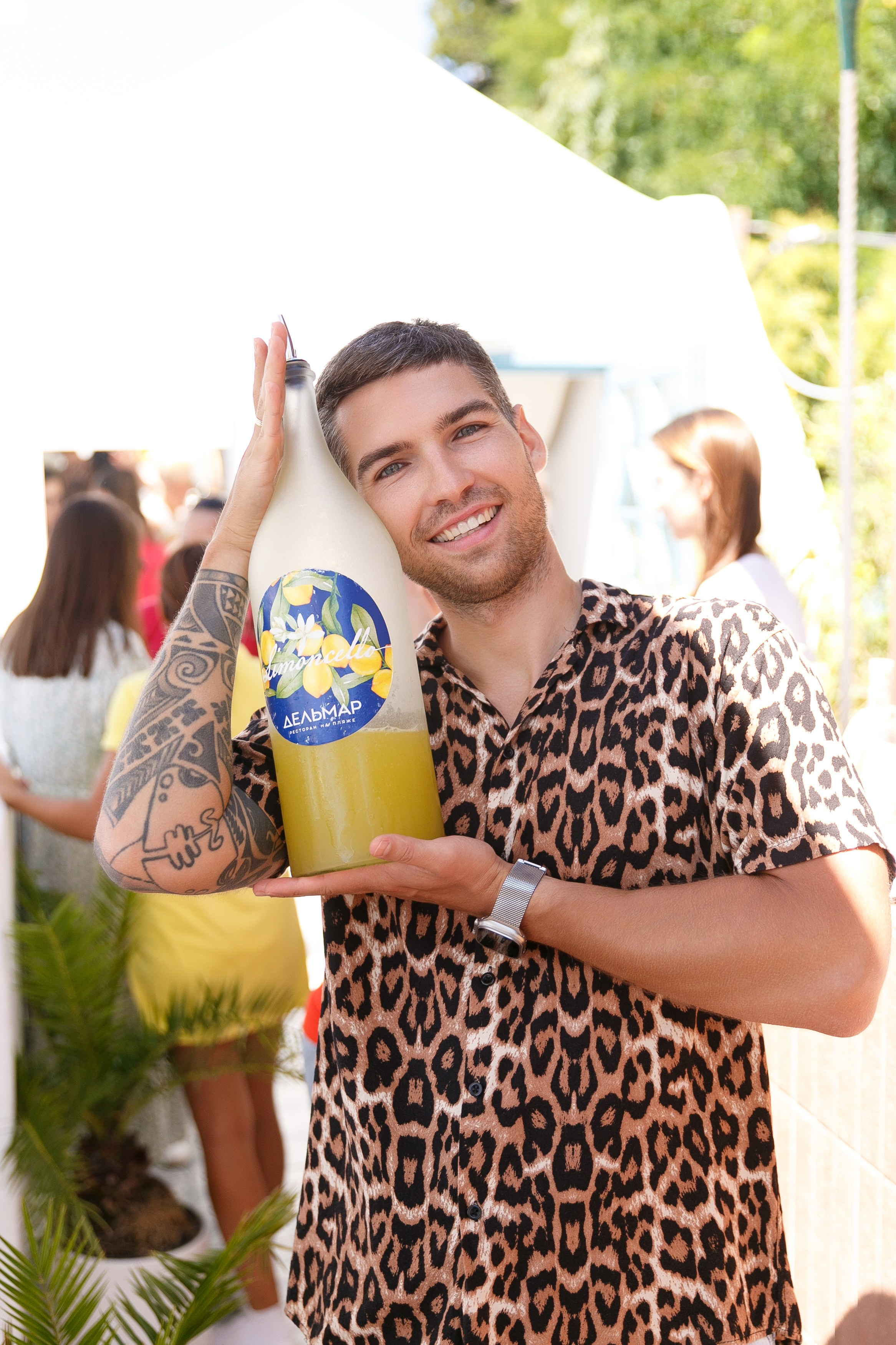 «Похмельный рейв» в ресторане DELMAR. Репортажный фотограф в Ялте Алексей Семёнов