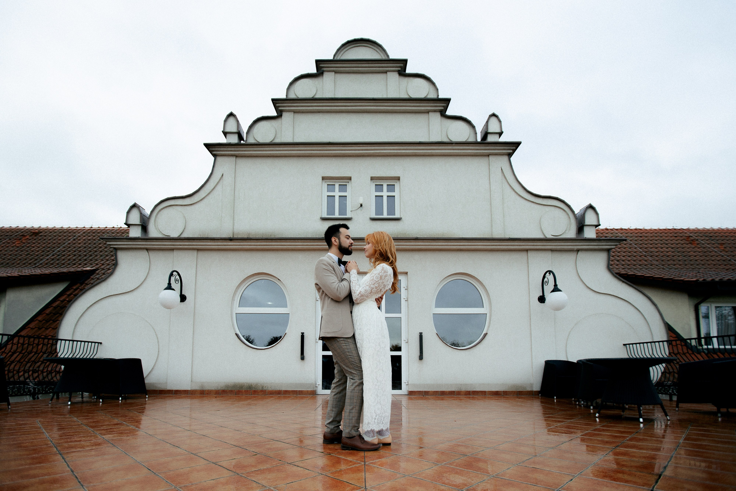 Ślubna sesja zdjęciowa w plenerze. Свадебный фотограф Варшава Лодзь Польша Елена Юцова