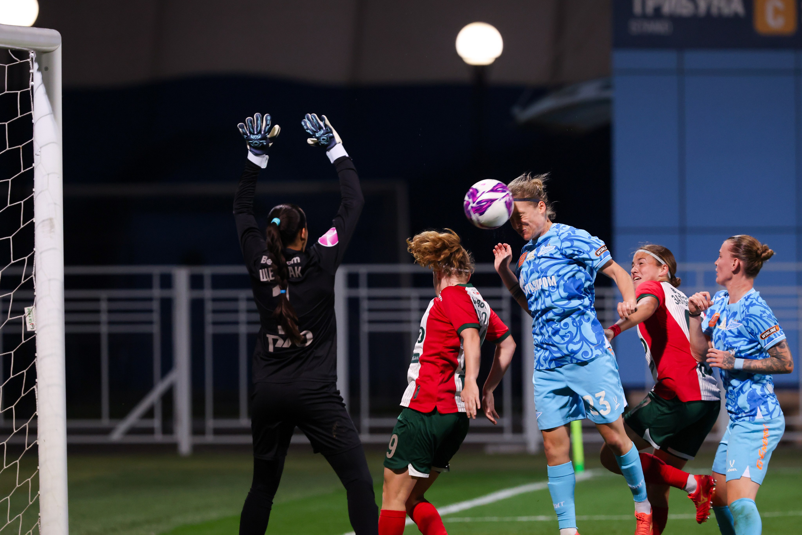 ЖФК «Зенит» — ЖФК «Локомотив» Москва Winline Кубок России 13.09.2025. Спортивный и репортажный фотограф Антон Тереханов