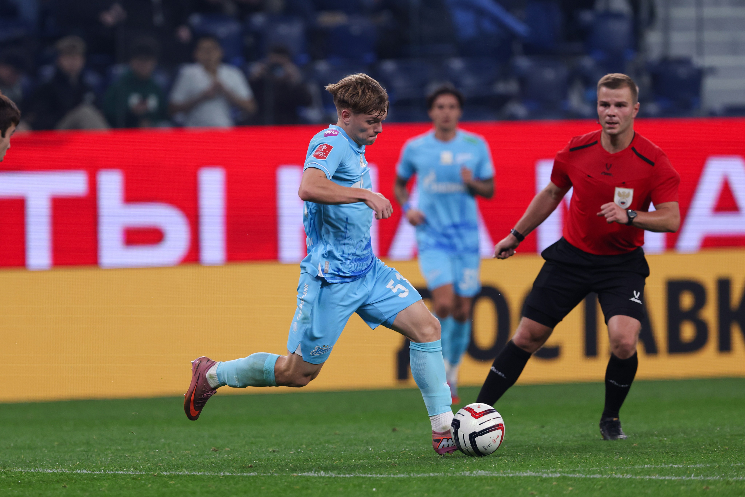 ФК Зенит -ФК Оренбург Fonbet Кубок России 2025/26. Спортивный и репортажный фотограф Антон Тереханов