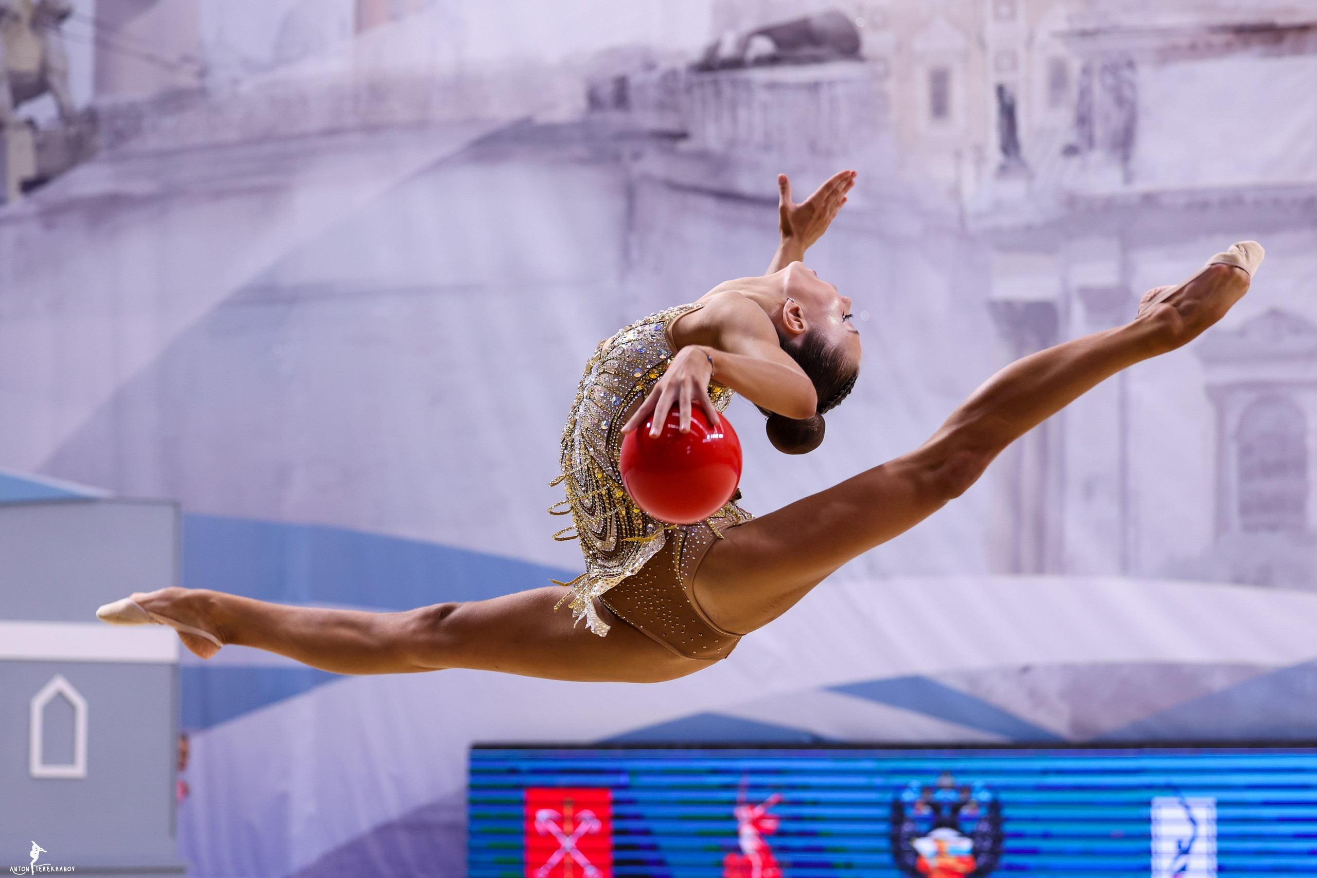 Жемчужины Санкт-Петербурга 10-12.10.2025. Спортивный и репортажный фотограф Антон Тереханов