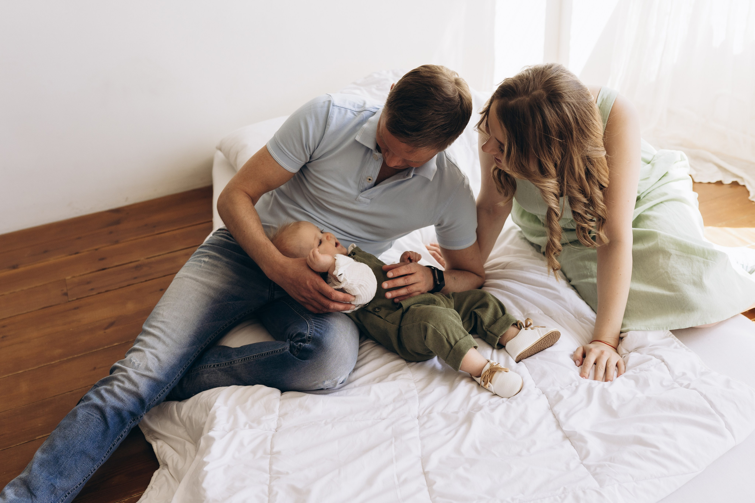 Семейная фотосессия в студии в Москве, семейный фотограф Анна Полушина. Свадебный фотограф в Москве Анна Полушина