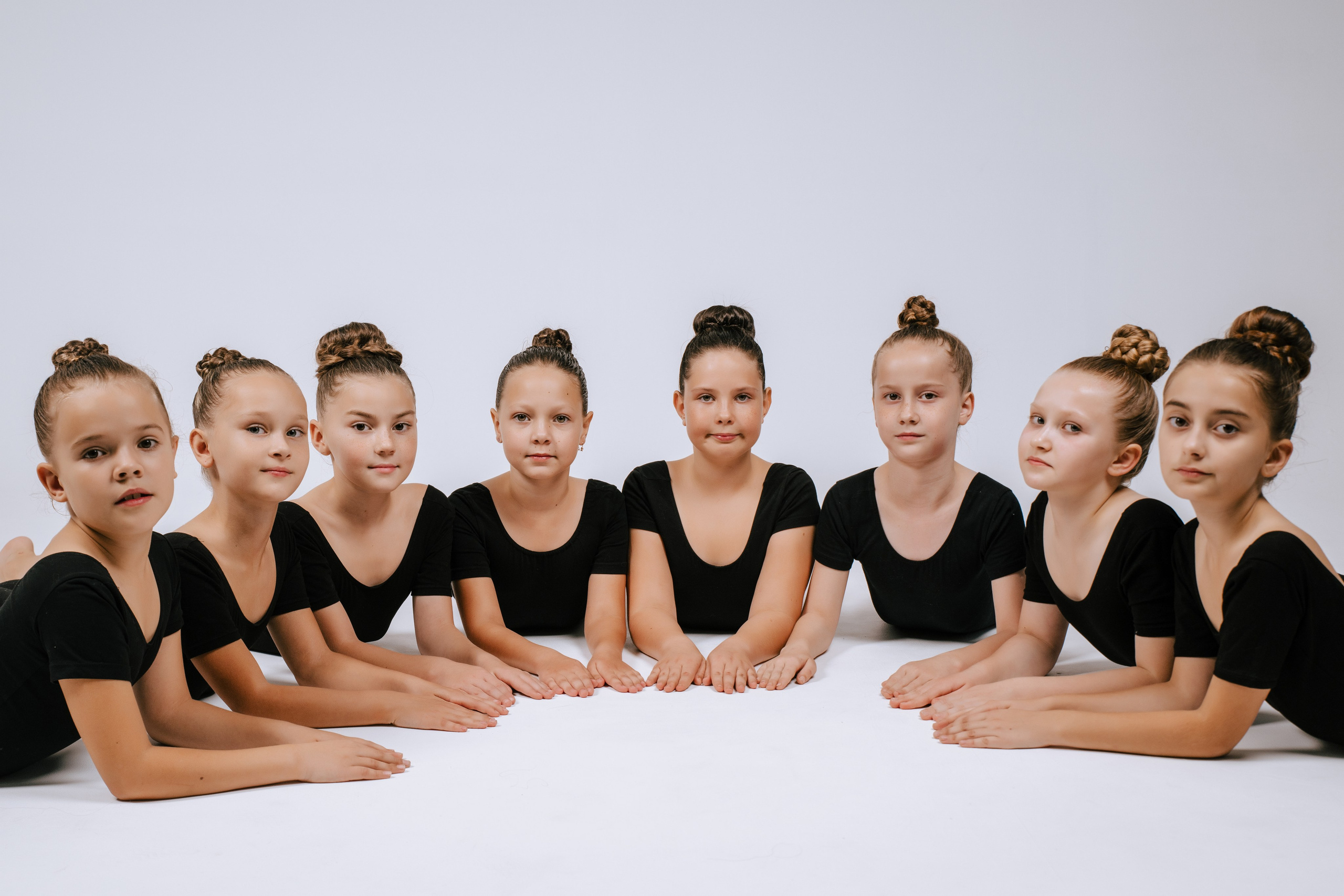 Коллектив «Жар-птица». Фотограф Ярмишко Дарья. Выпускные фотокниги