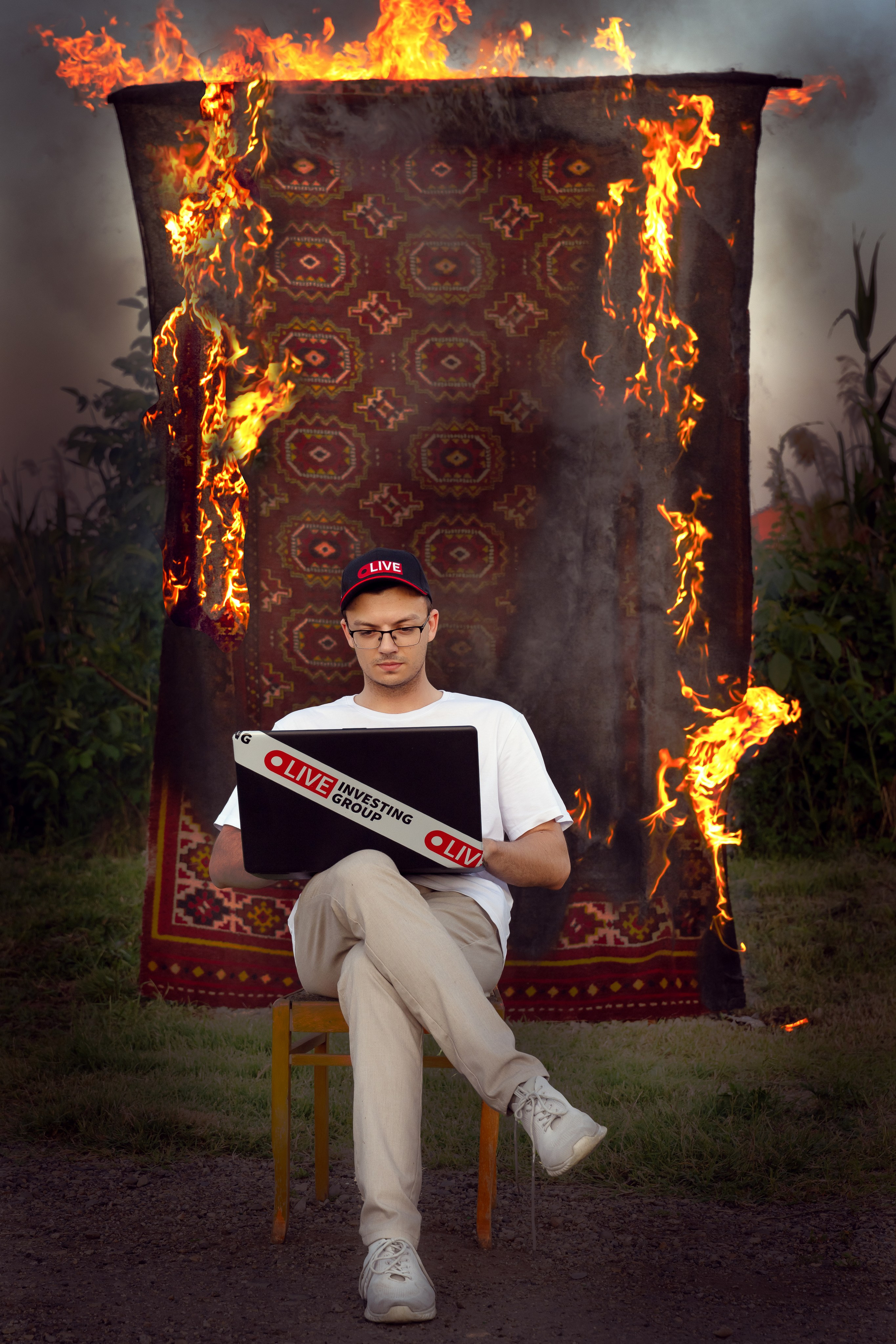 Ковровое огнище (огонь за спиной, а на душе покой). Главная