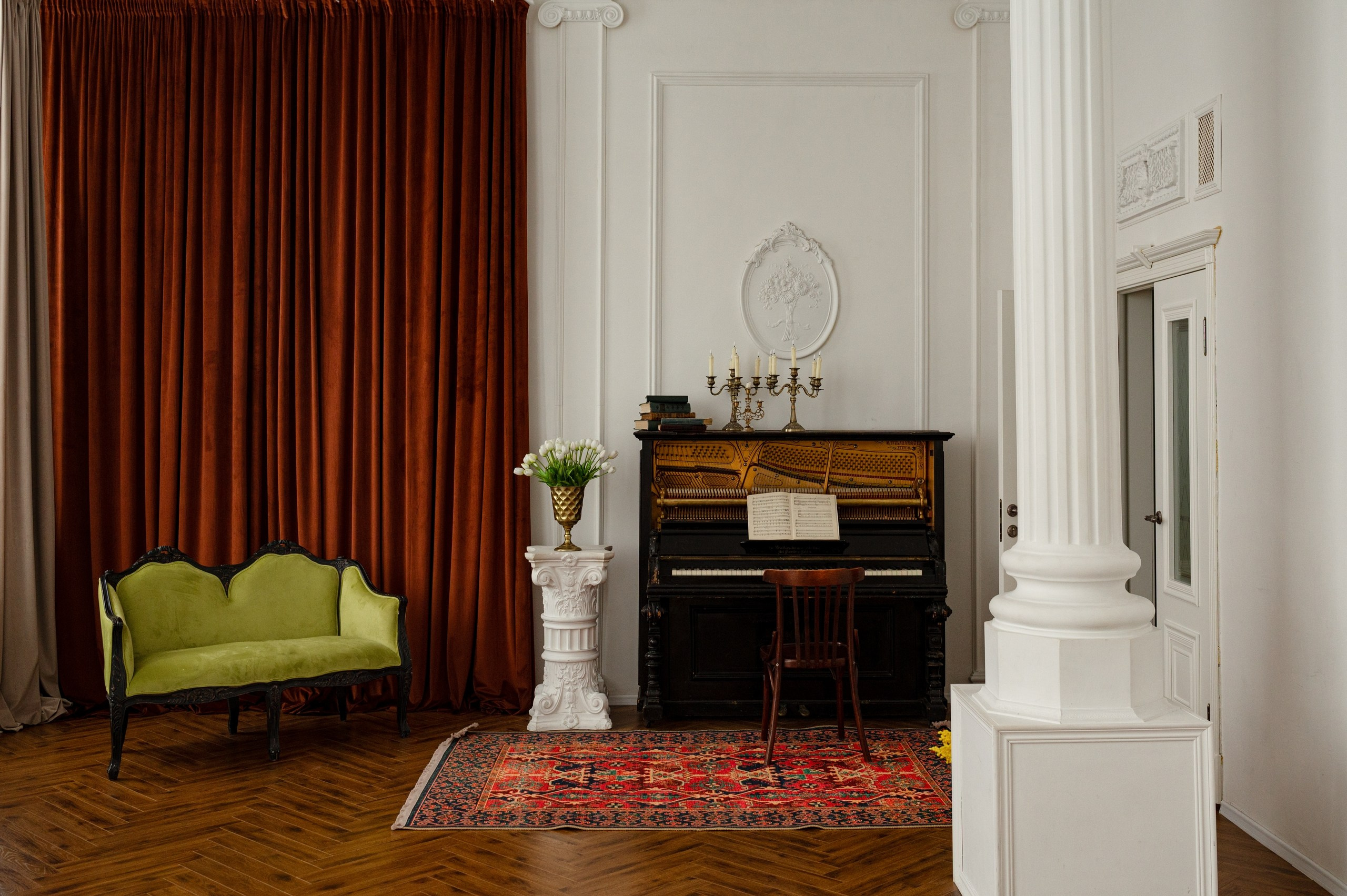 Whita Crow, зал Адонис (Станке-Димитрова, 54а, БЦ Десна). Портретный, семейный, свадебный фотограф в Брянске Маргарита Василькова