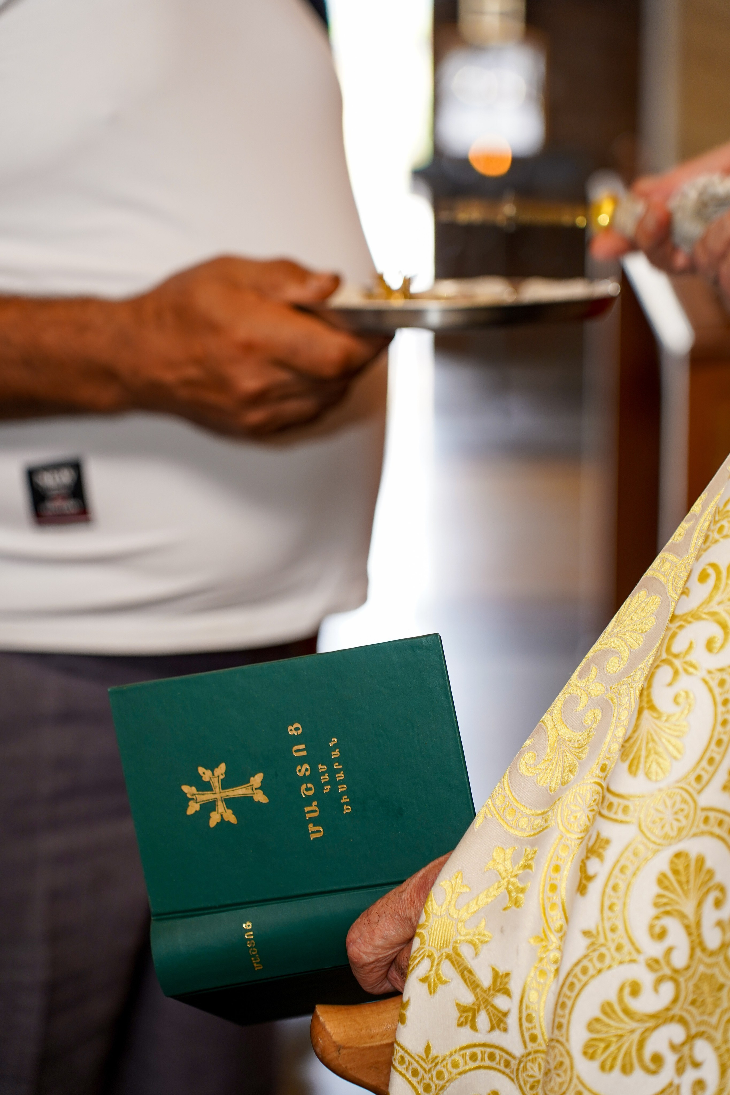 Обряд венчания в Армянской церкви. Фотограф Новороссийск | Геленджик и ЮФО Эльвина Ясинская