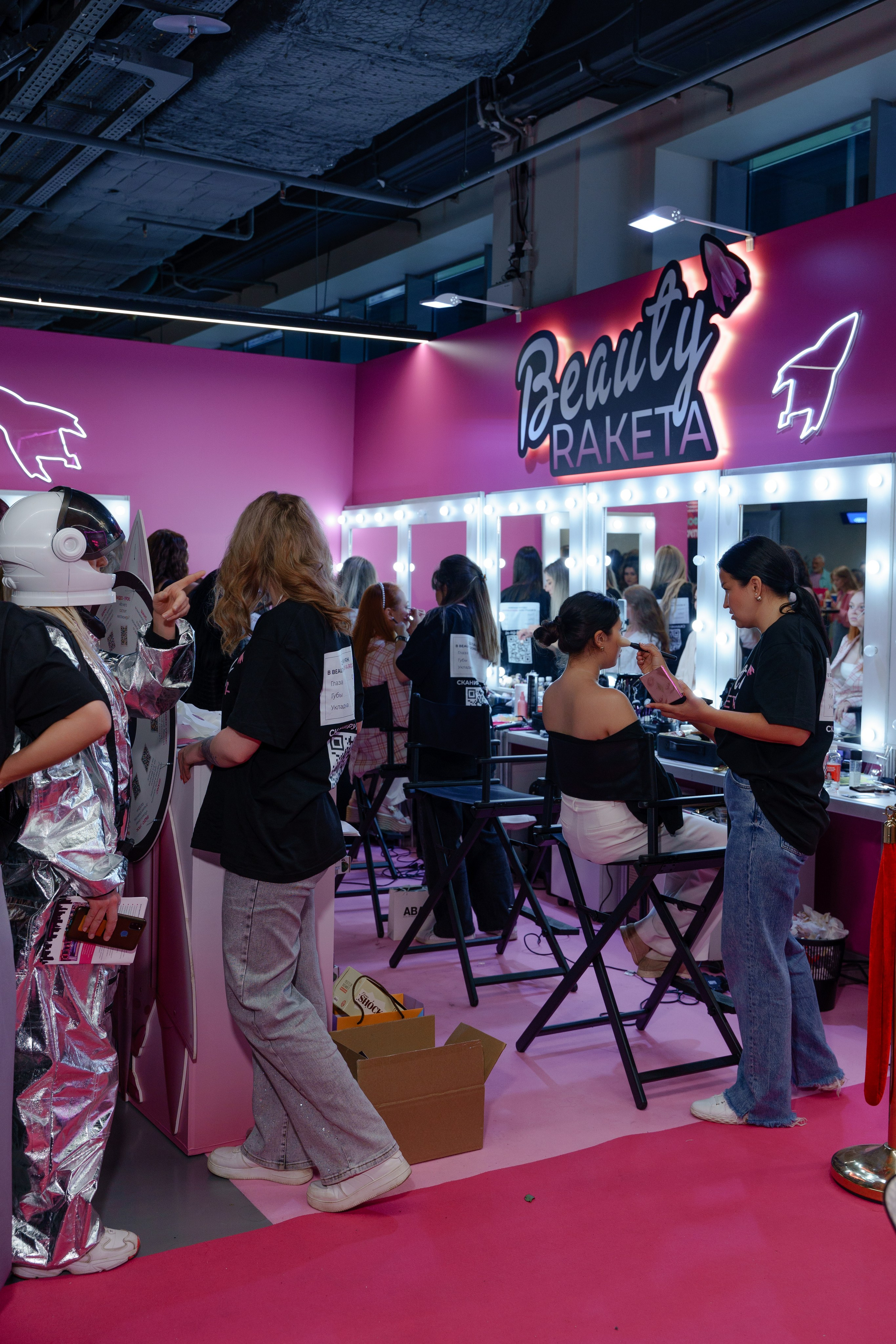 Фотограф на самую масштабную женскую конференцию в России WomenConf. Репортажный фотограф Москва Сергей Дружинин